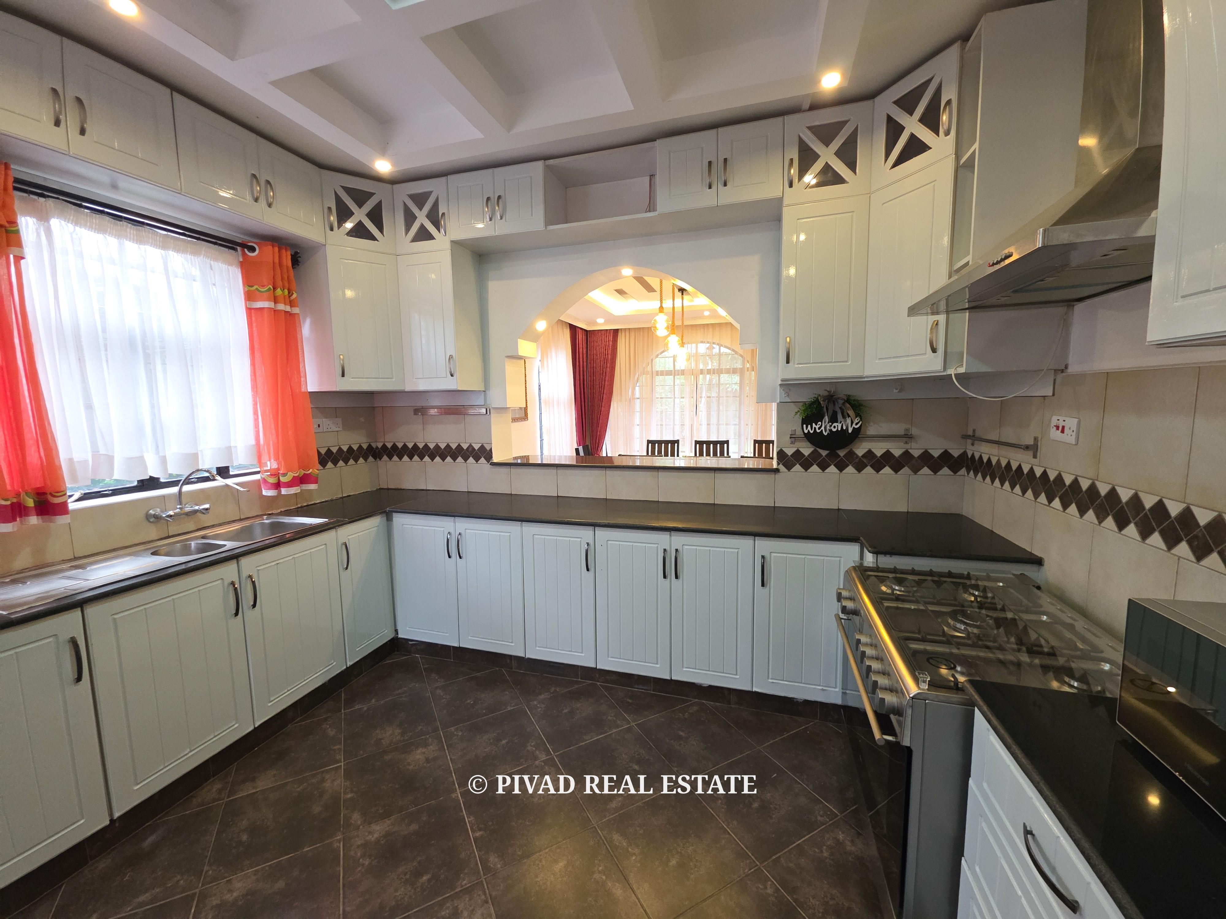 4 Bedroom townhouse available for Sale in Fivestar Meadows