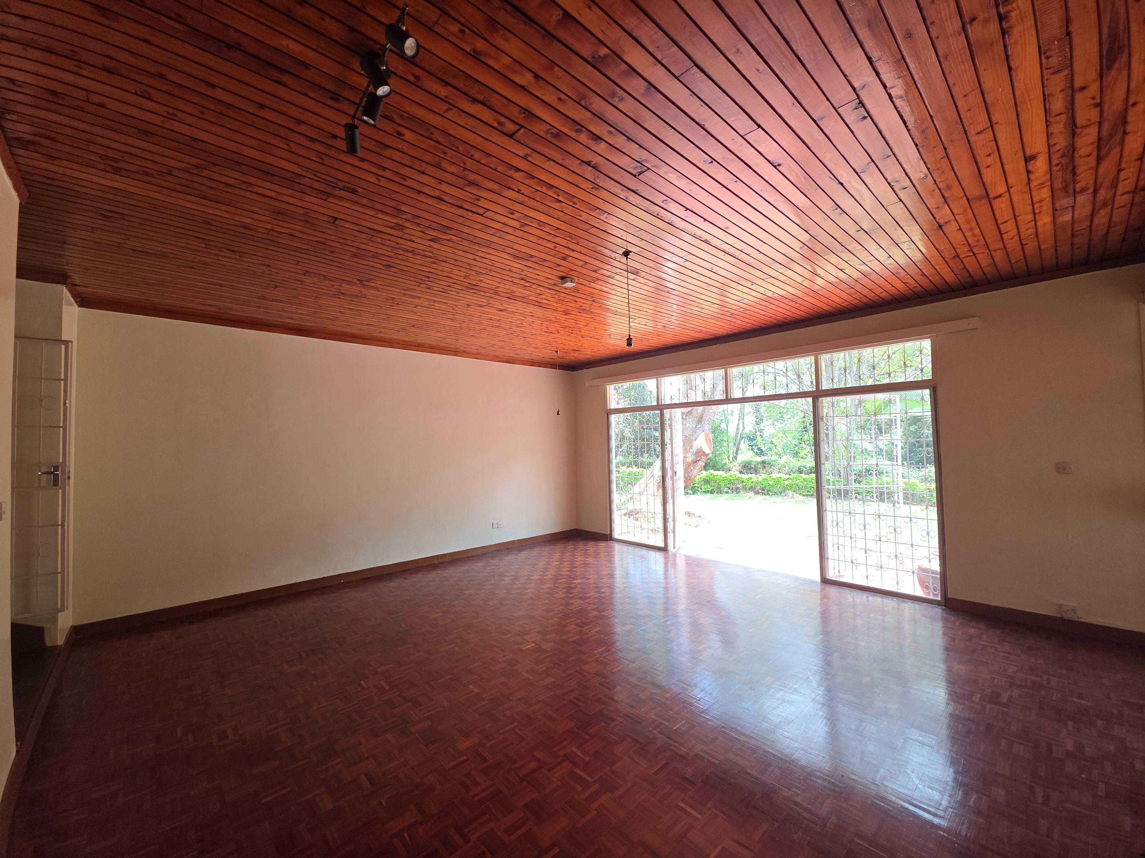 4 bedroom House (Bungalow) for Sale in Loresho Crescent