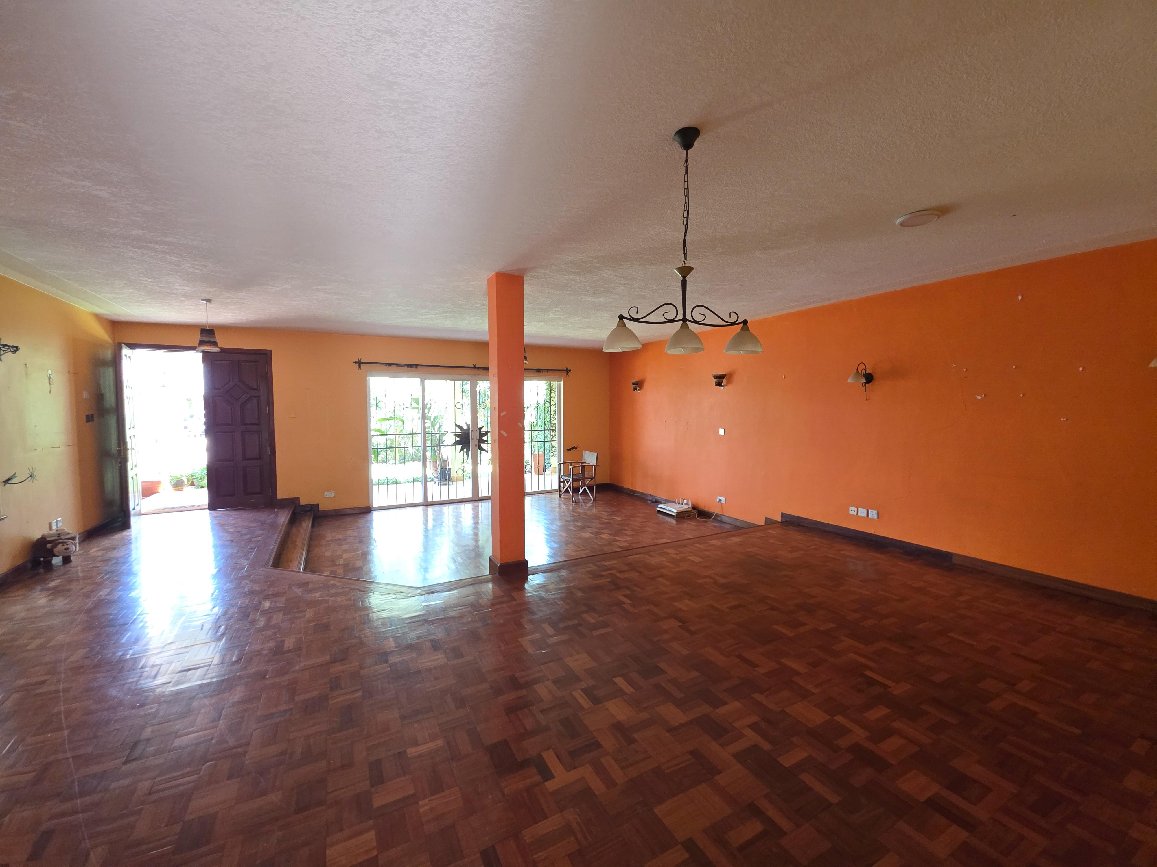 5 Bedroom house available for Sale in Westlands Grevillea Area