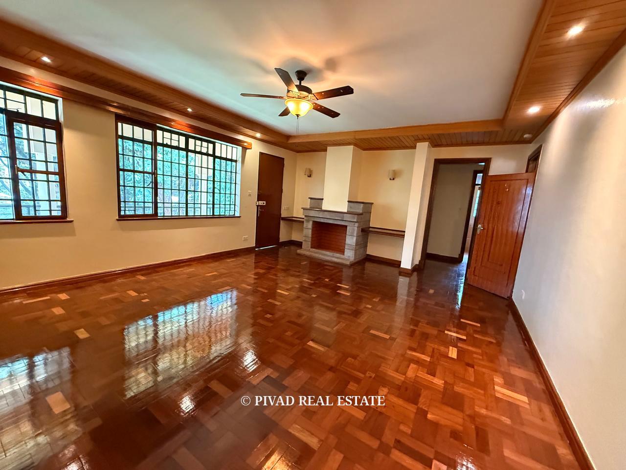 6 bedroom House Available for Sale in Nyari Estate.