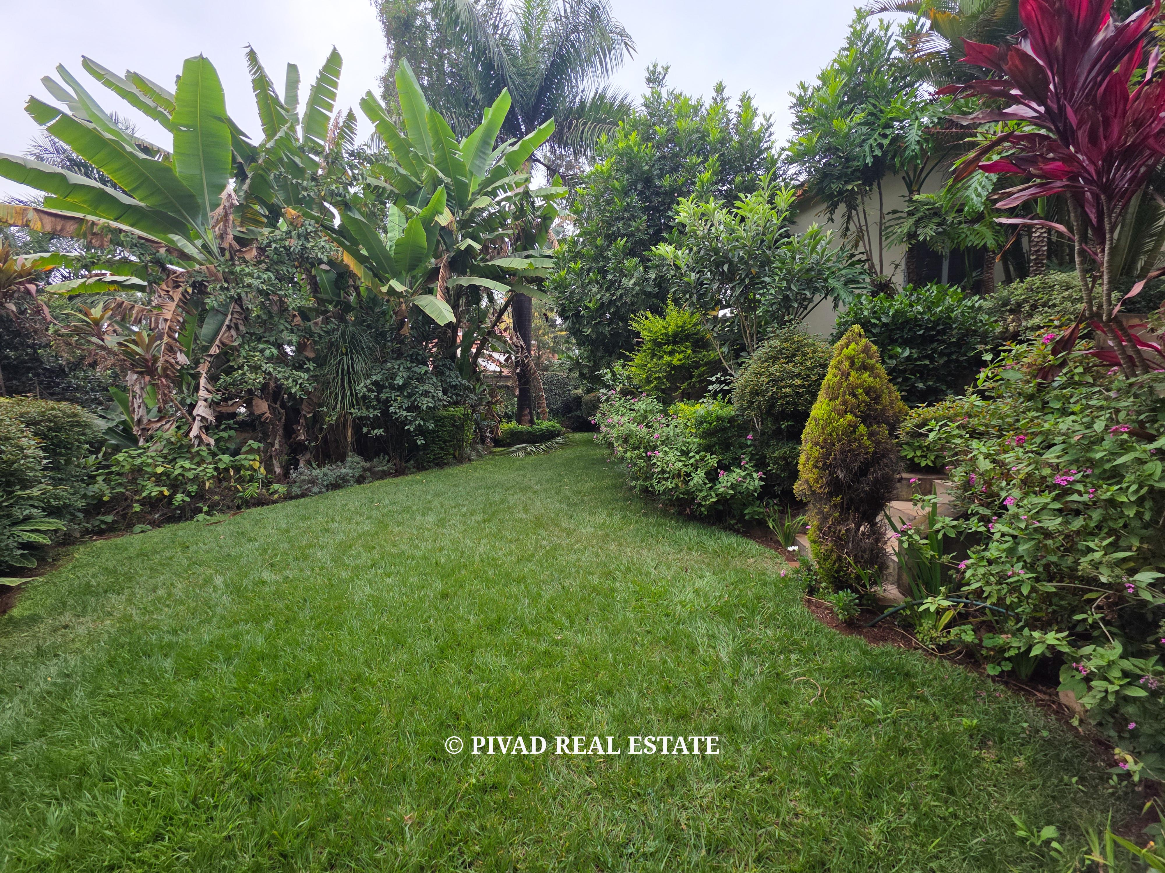 4 bedroom House available for Sale in Thigiri Estate