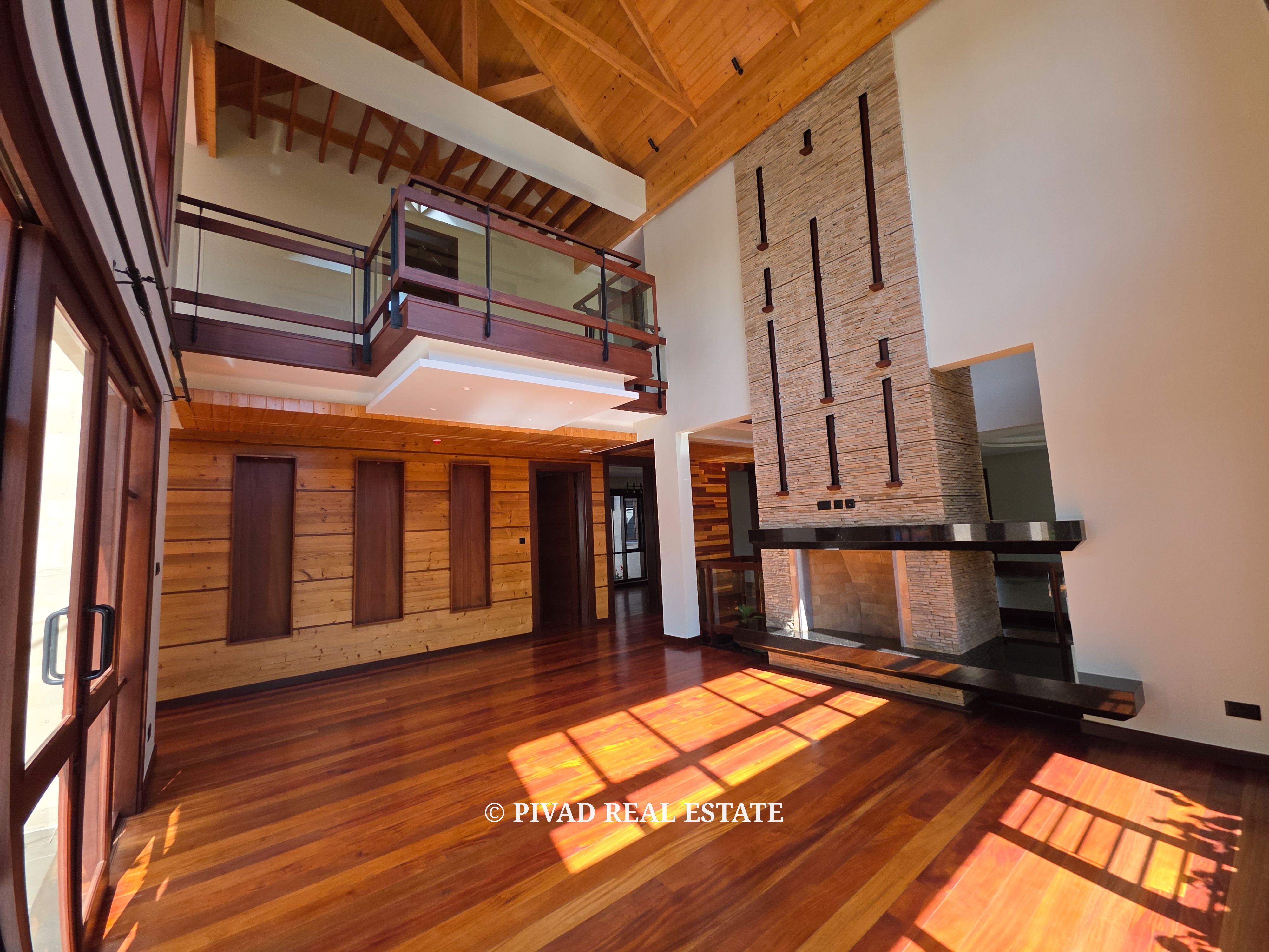 4 Bedroom House For Sale in Runda