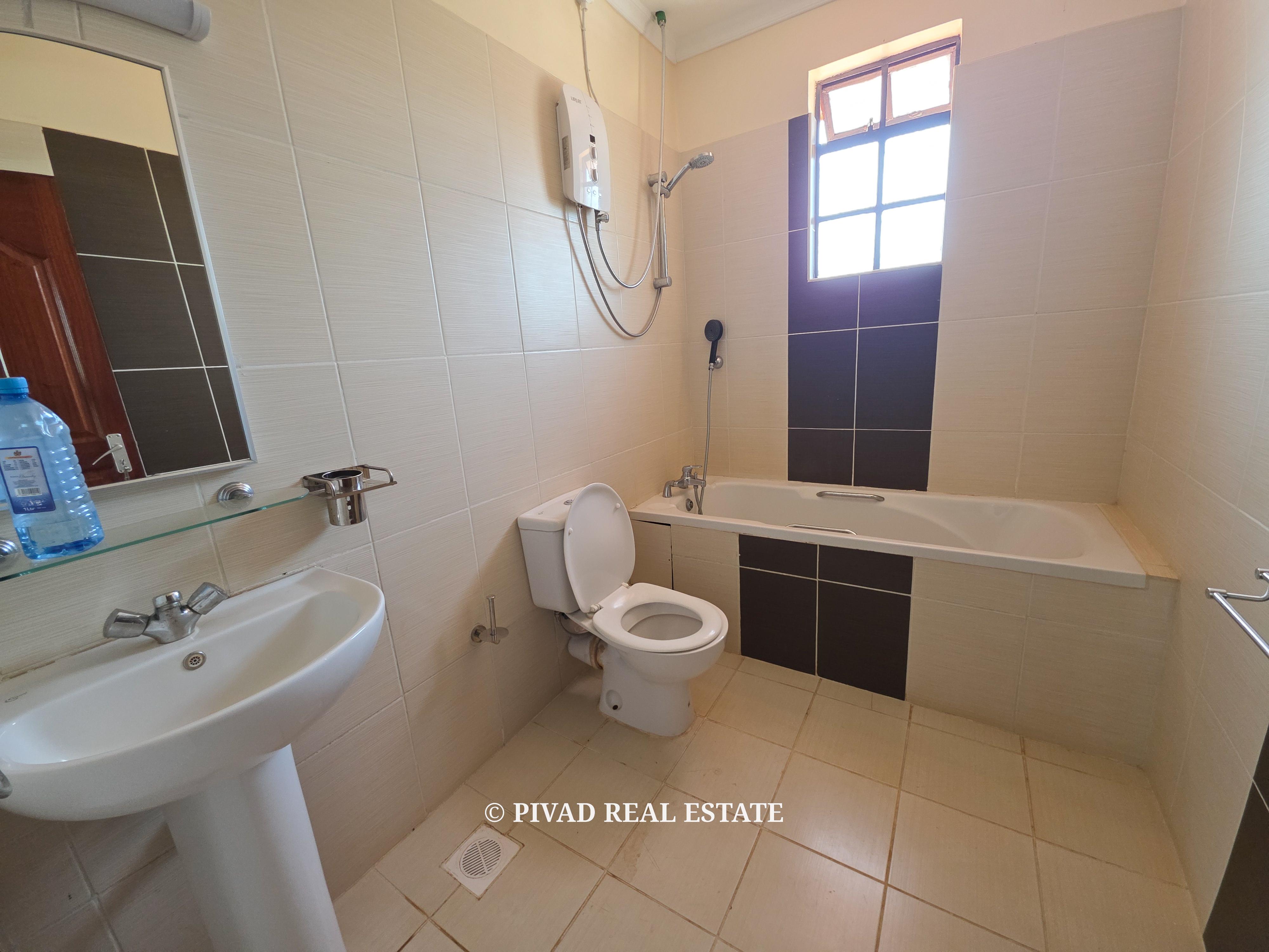 4 Bedroom House Available for Rent in Fourways Estate