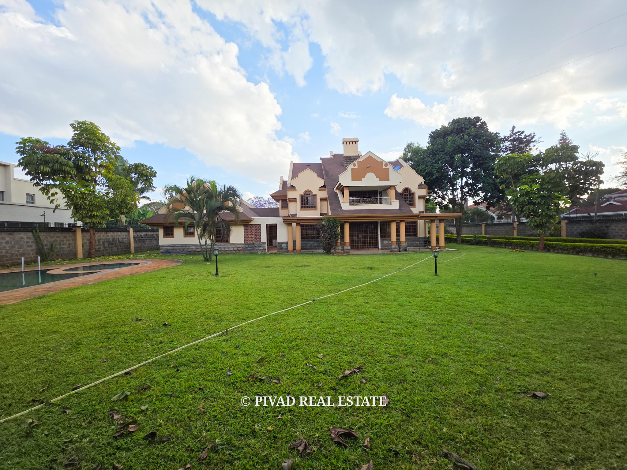 5 Bedroom House Available For Sale in Runda, Eliud Mathu Street