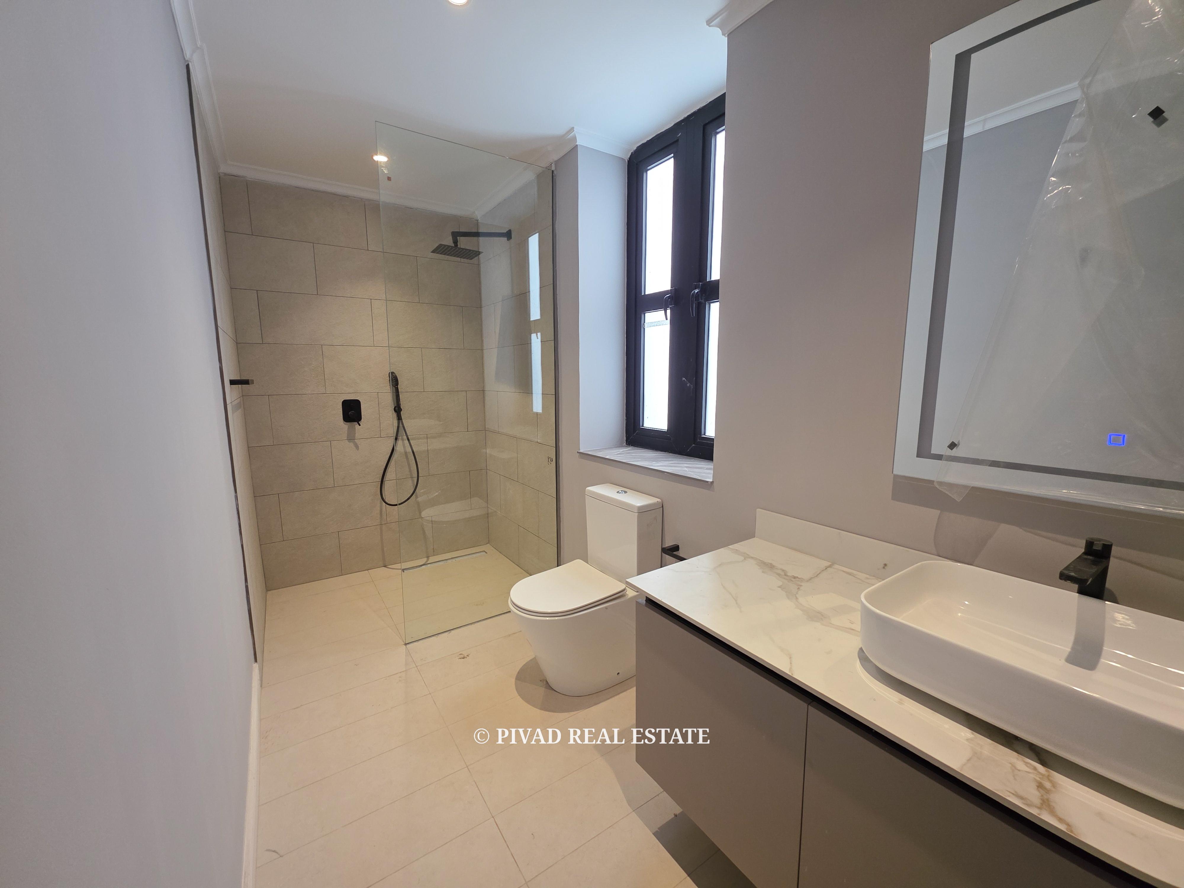 4 Bedroom Townhouse Available For Sale in Palm Valley Estate Runda