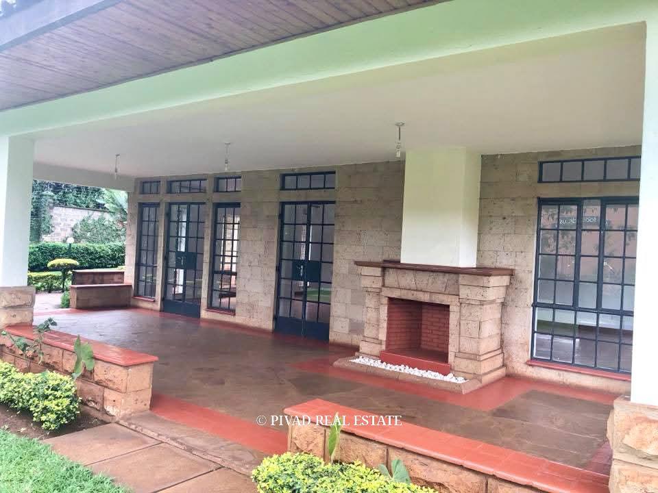 5 Bedroom House Available For Rent in Rosslyn Estate