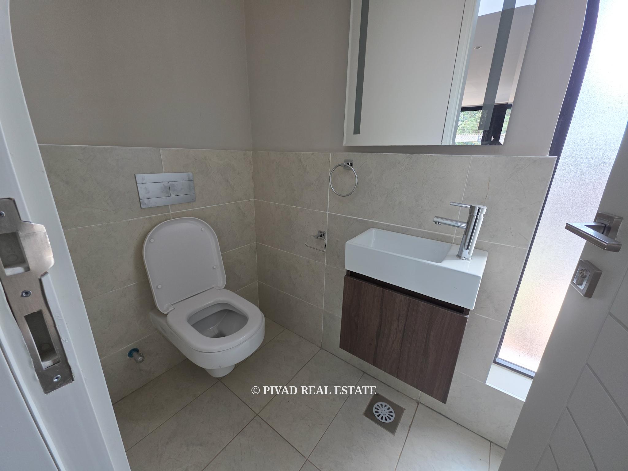 4 Bedroom Townhouse available for Resale in Ineza Runda