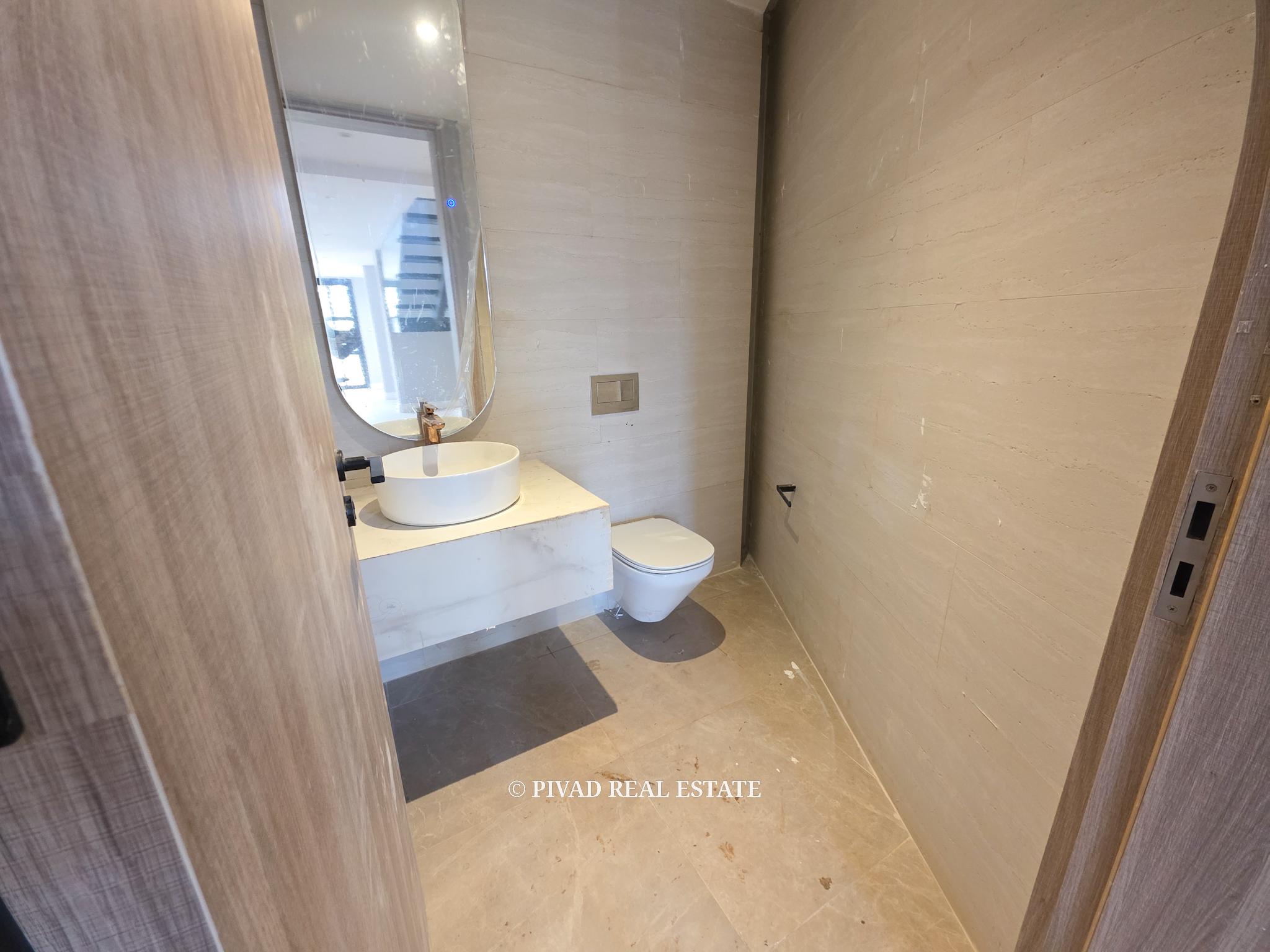 Newly Built 4 Bedroom house available for sale in Runda Palm Valley