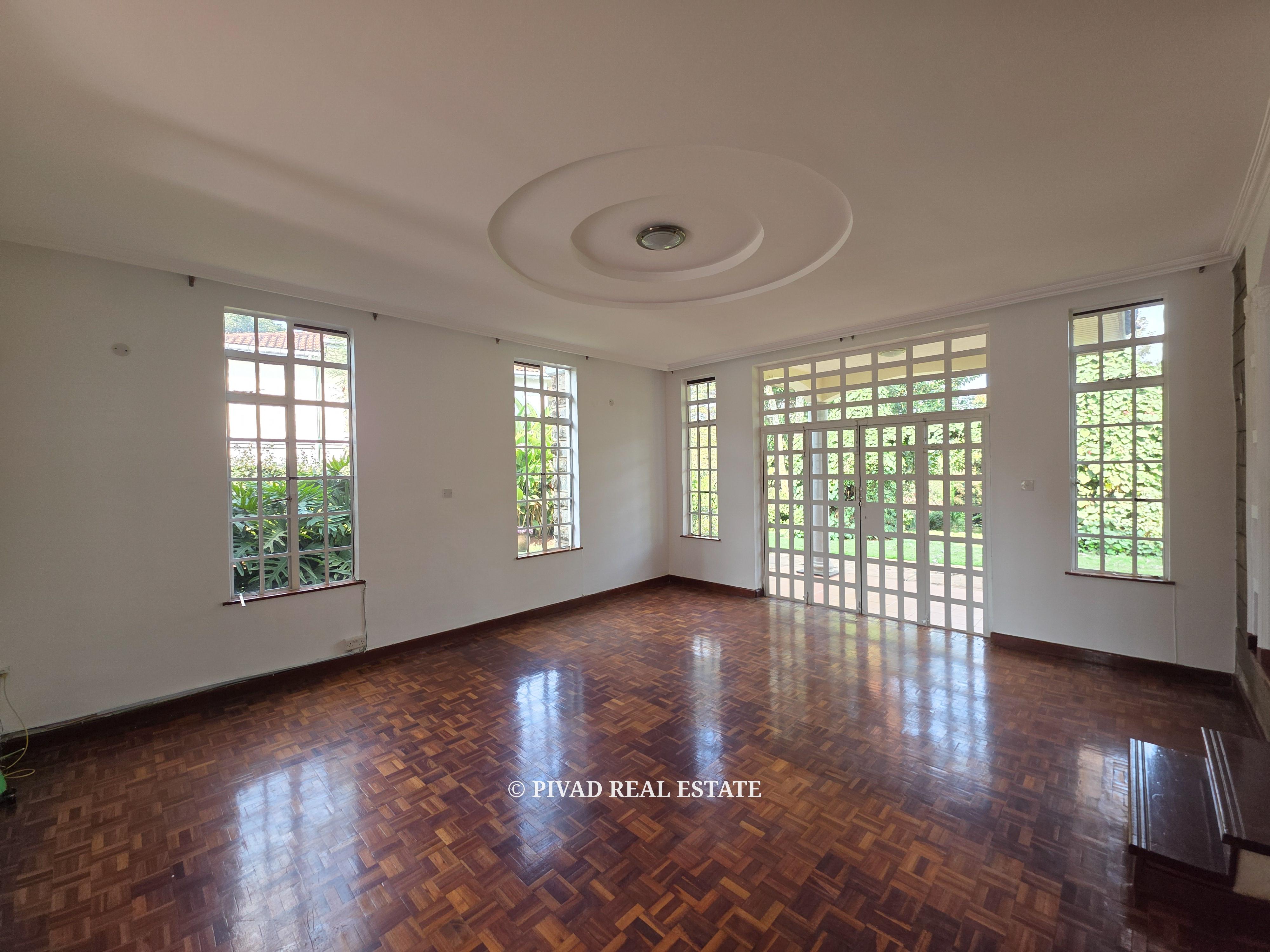 4 bedroom townhouse available for Sale in Rosslyn estate