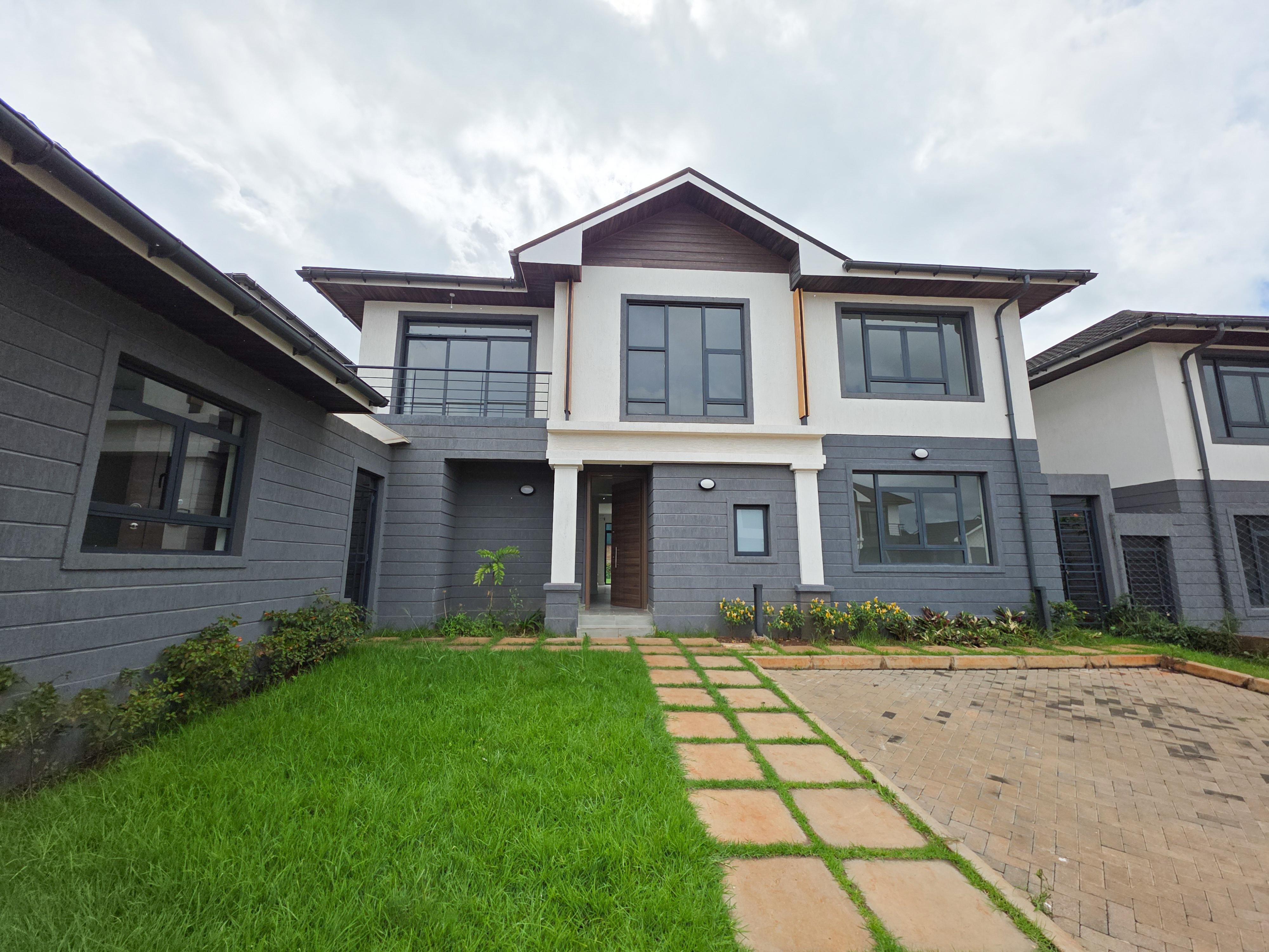4 Bedroom townhouse available for resale in Fivestar Paradise, Runda