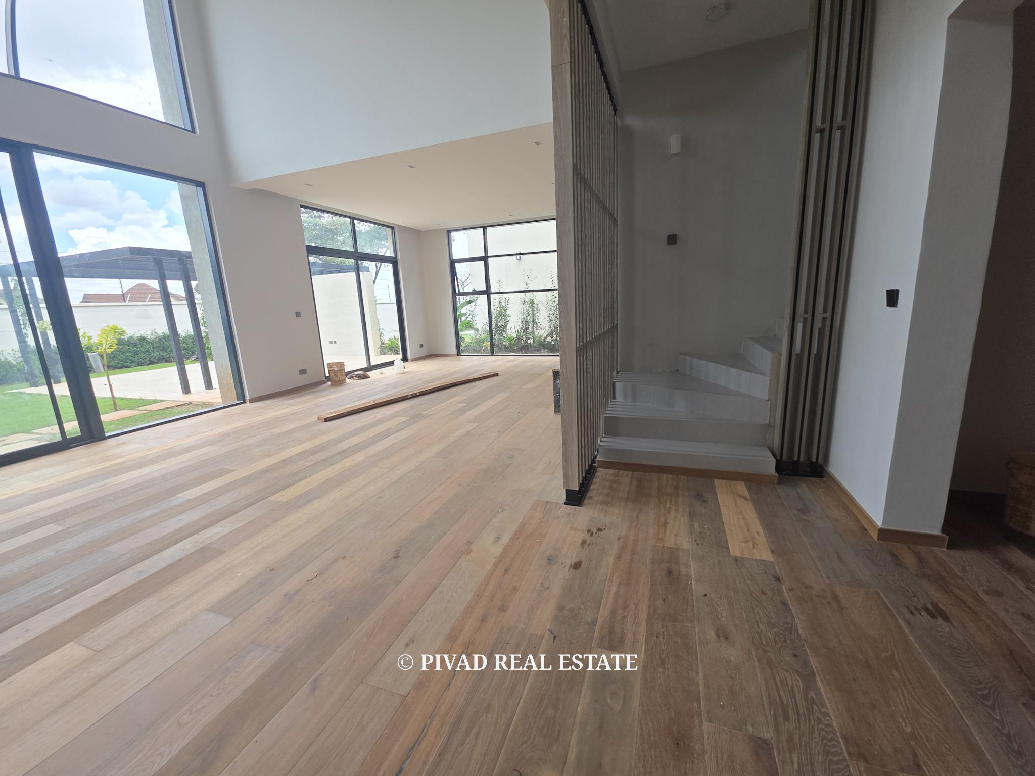 5 Bedroom House Available For Rent in Runda