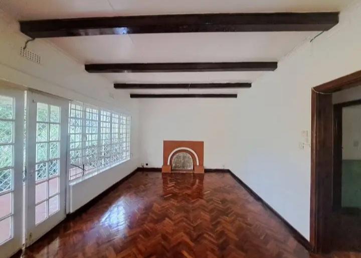3 Bedroom Cottage For Rent in Rosslyn