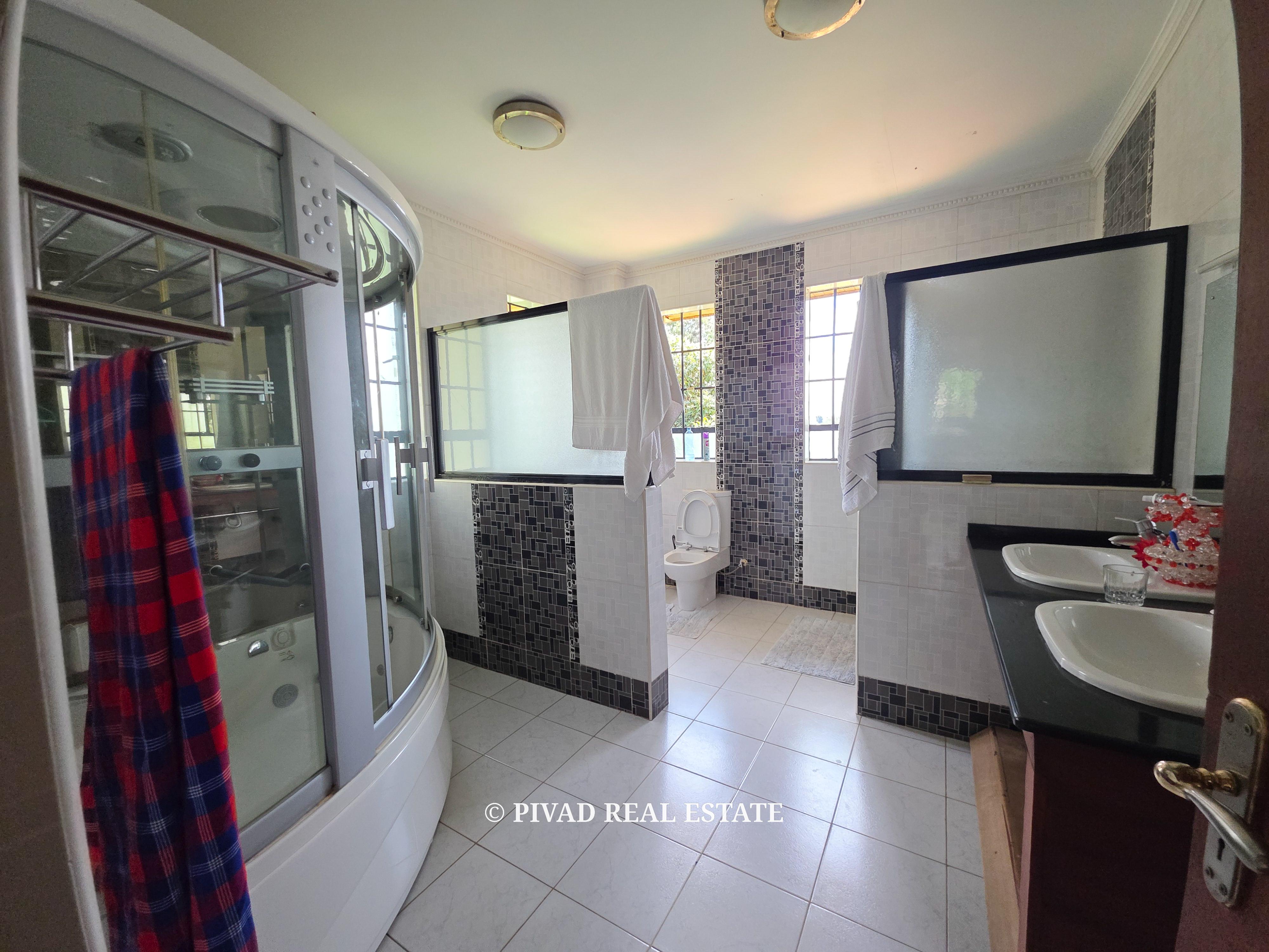 5 Bedroom House Available For Sale in Kitisuru Estate, Off Kirawa Road