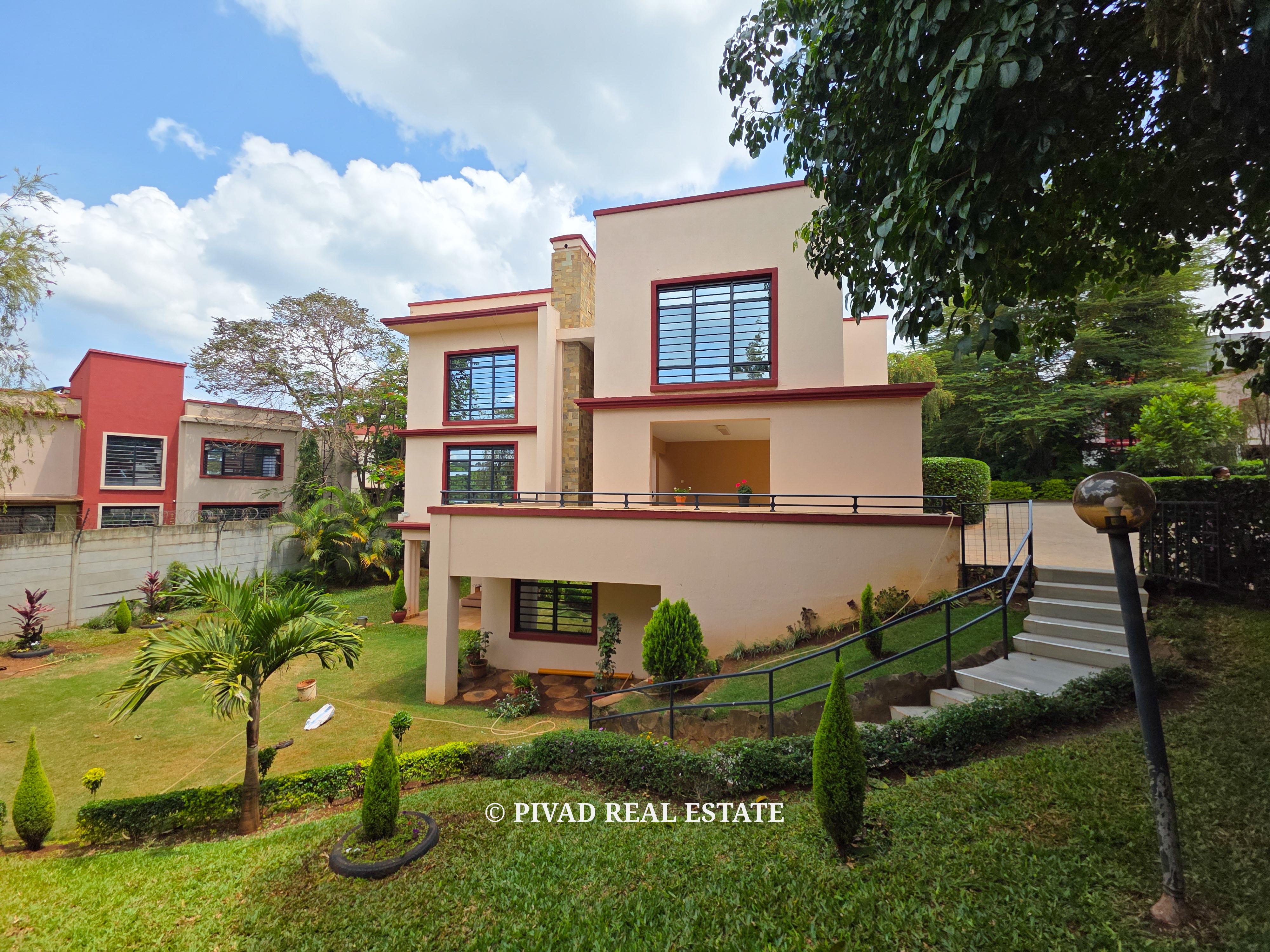 4 Bedroom House Available For Sale in New Runda