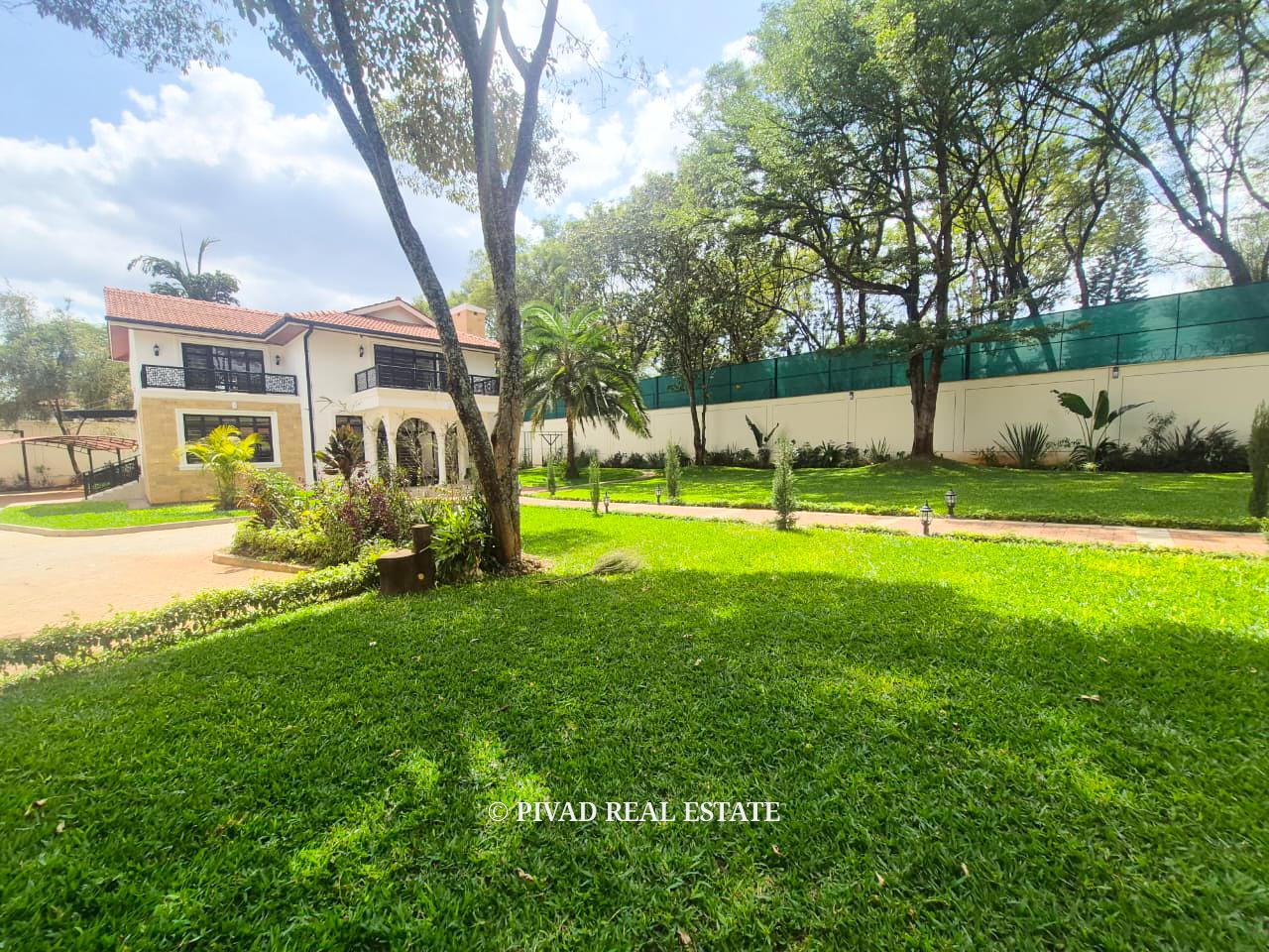 6 Bedroom House Available For Sale in Runda
