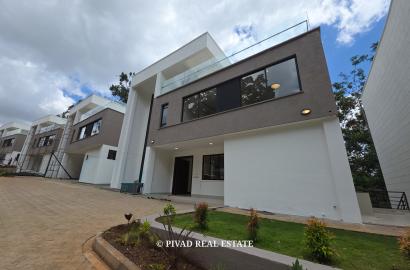 5 Bedroom House Available For Sale - Old Kitisuru