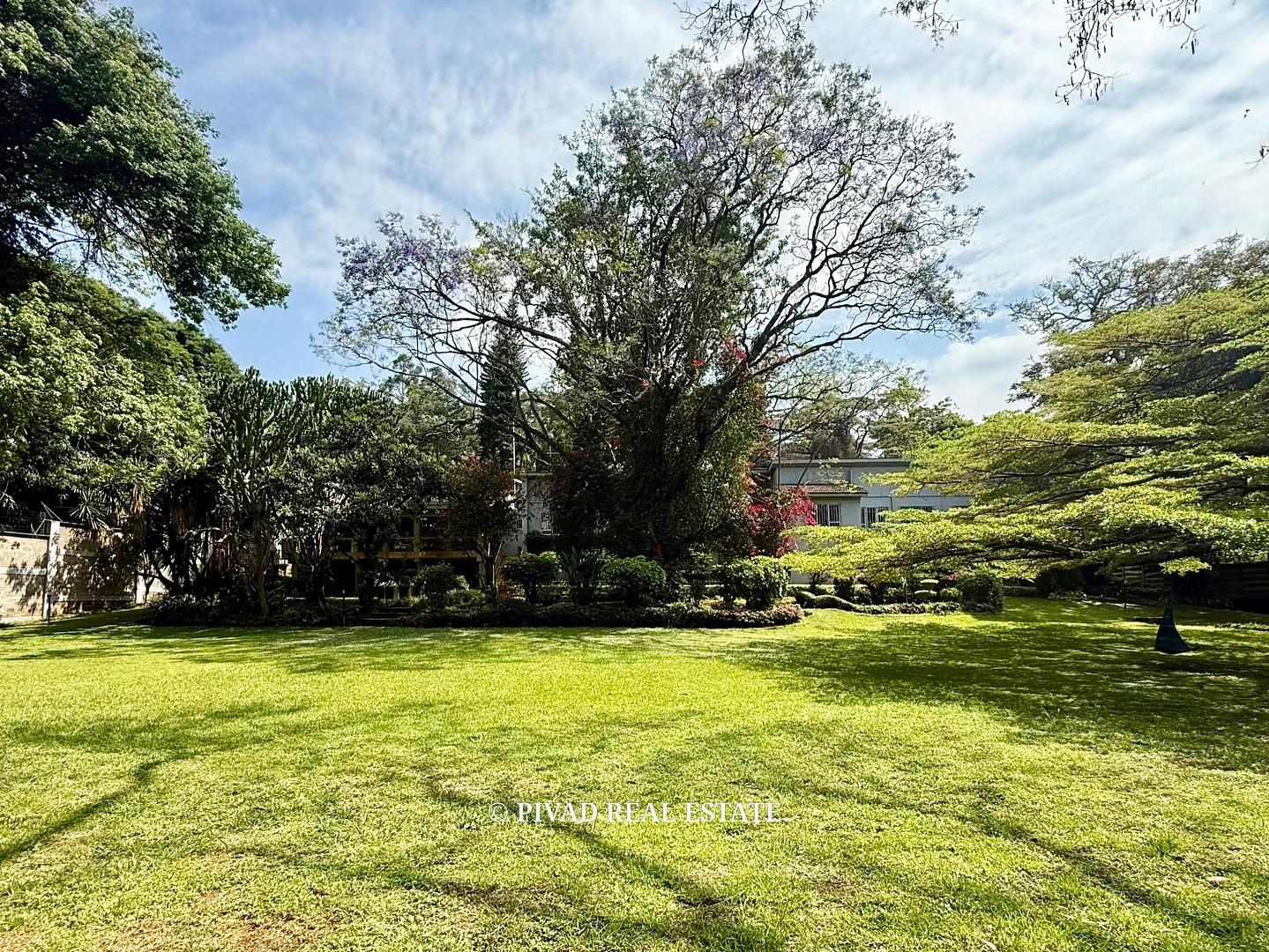 4 Bedroom House Available For Sale in Old Muthaiga