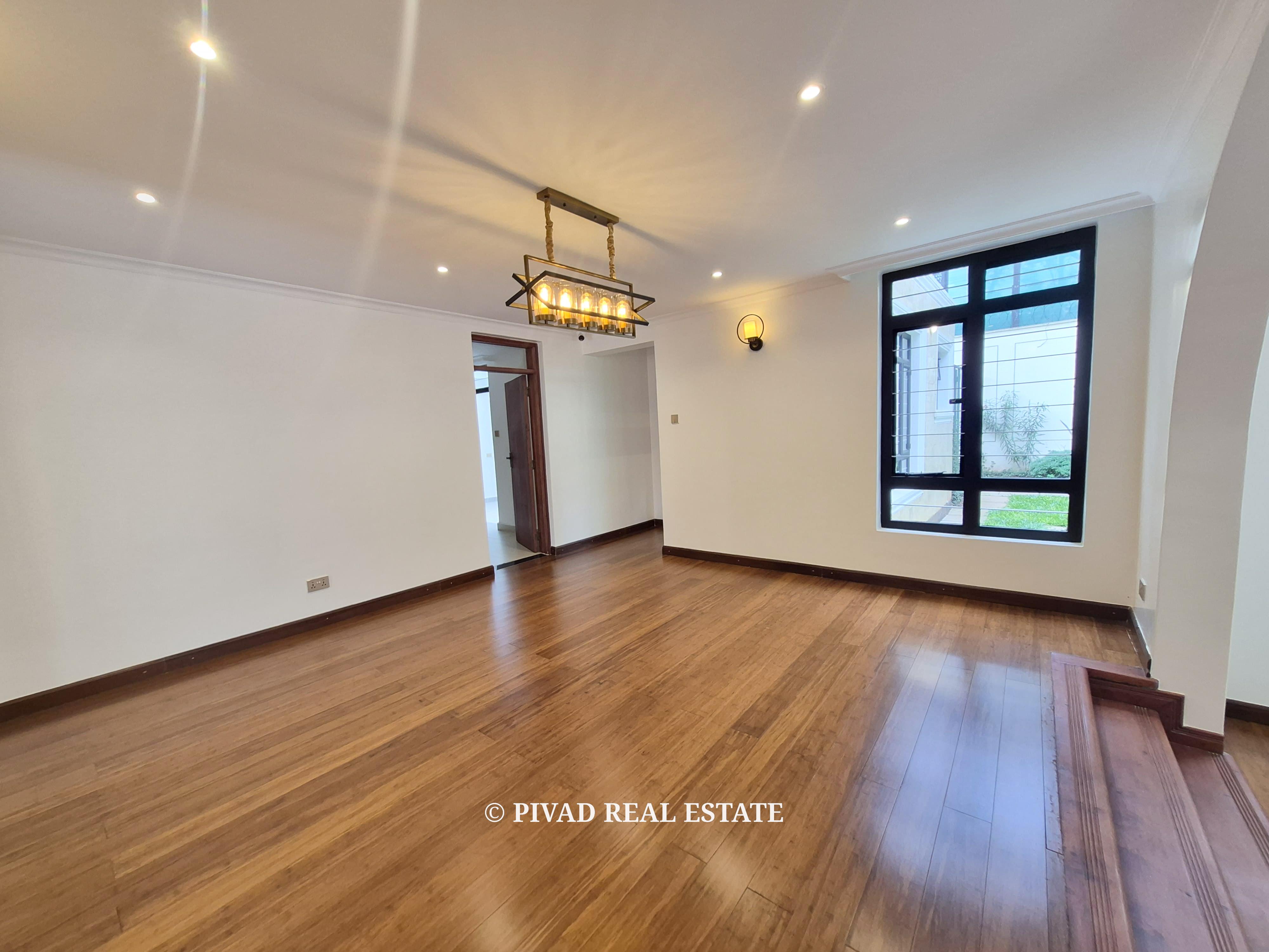 6 Bedroom House Available For Sale in Runda