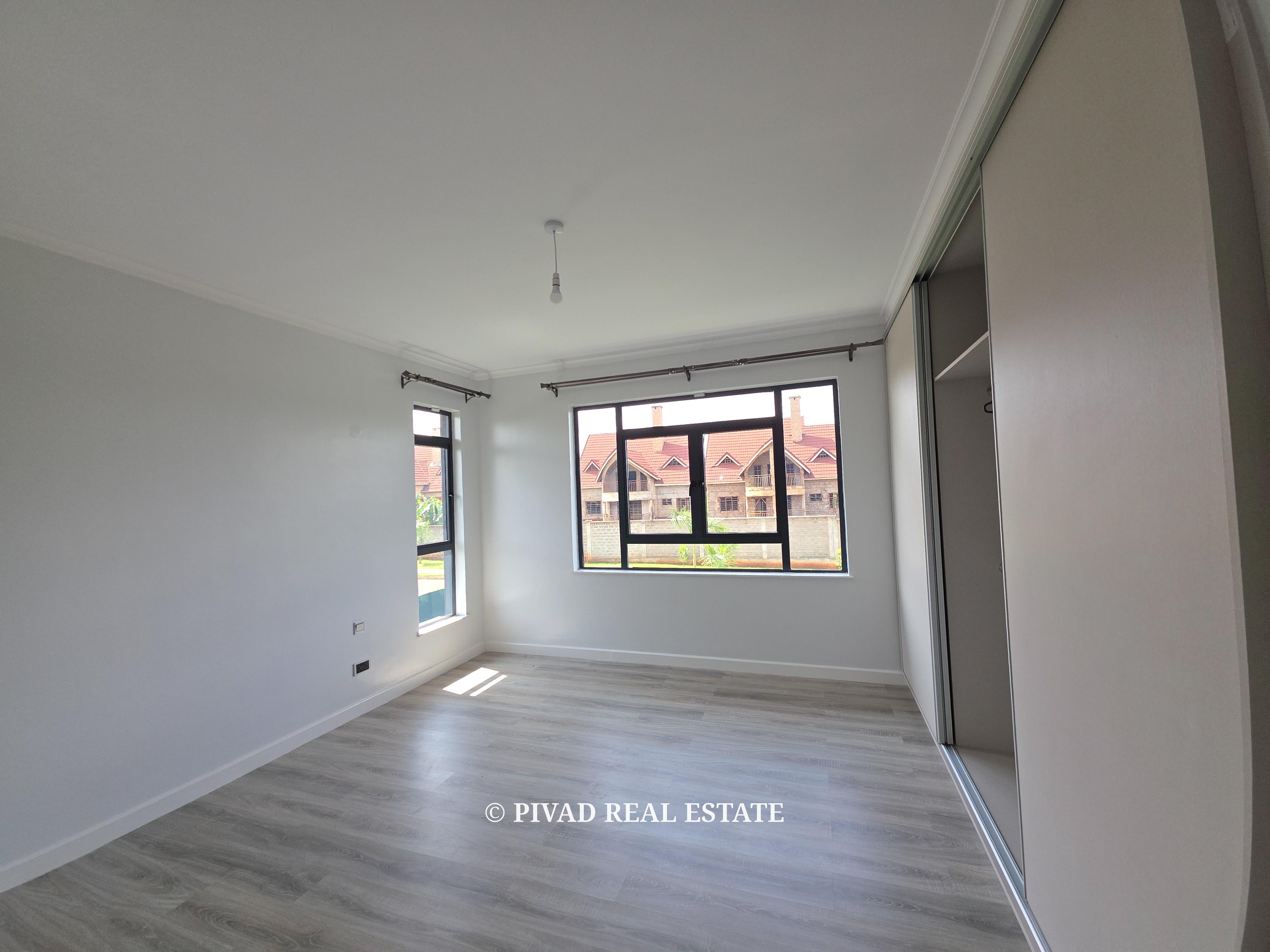 5 Bedroom house resale in Fivestar Paradise, Runda