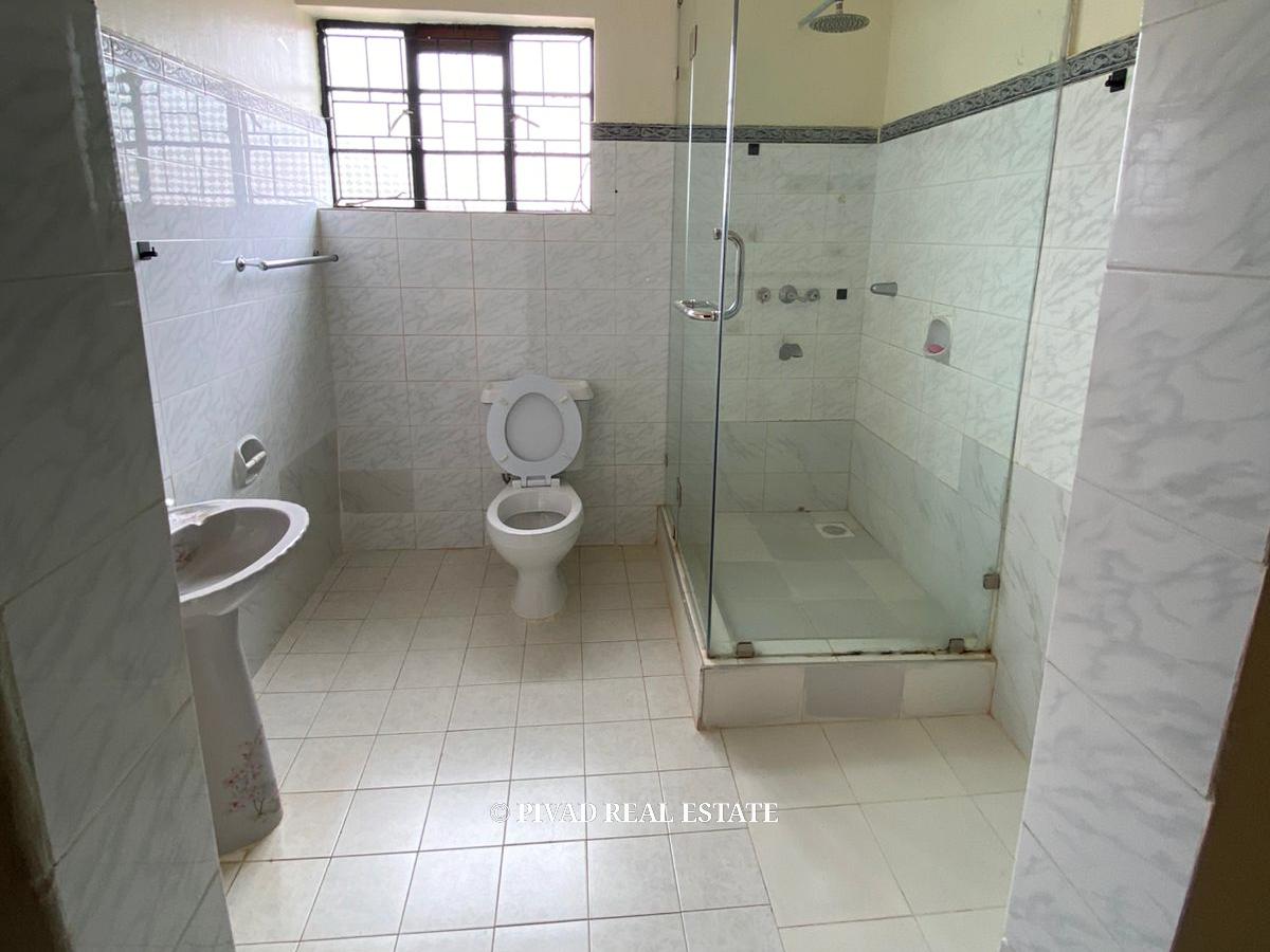5 Bedroom House For Rent in Runda