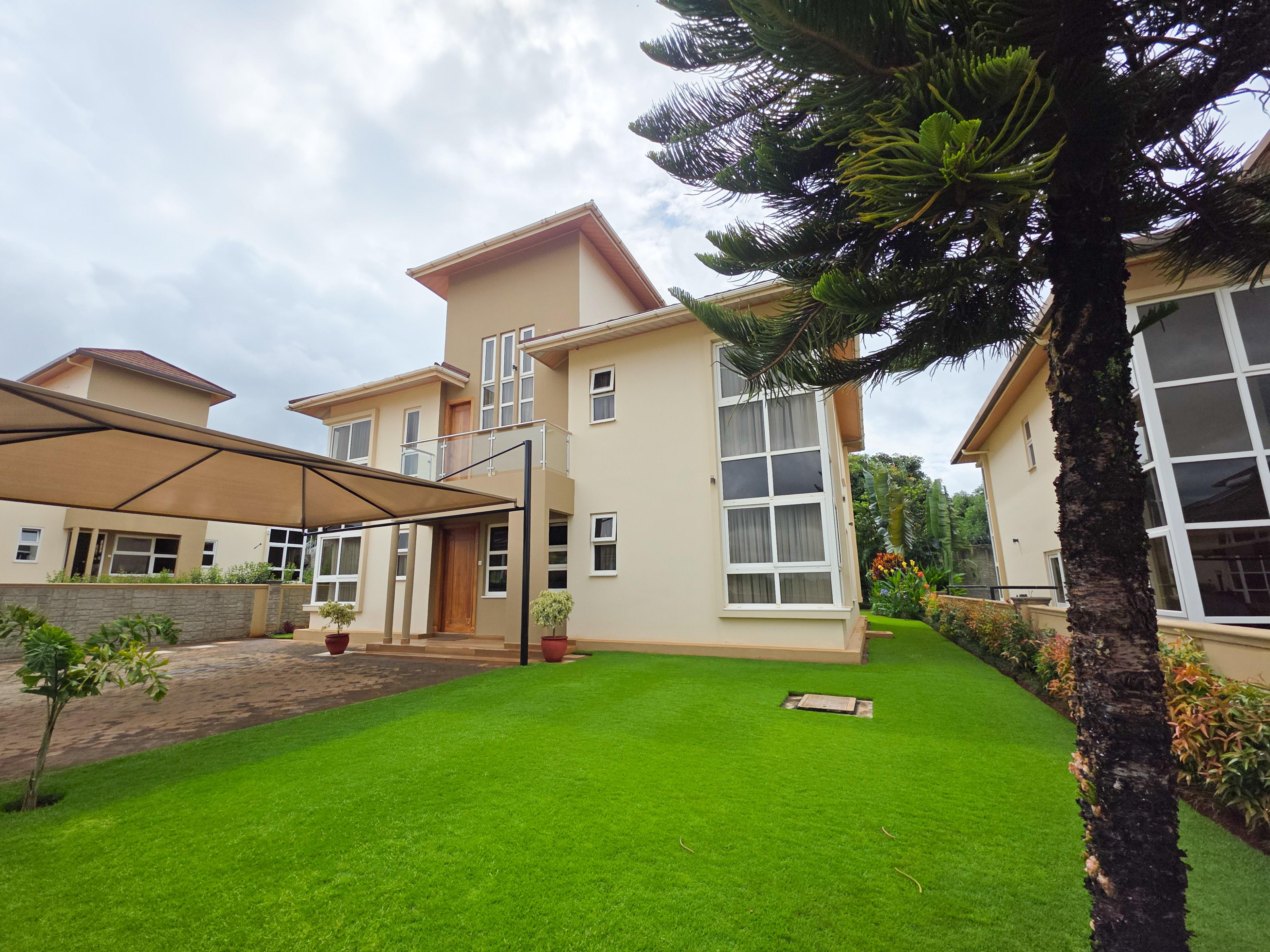 4 Bedroom, All En-suite plus Dsq Townhouse Available For Rent - Runda