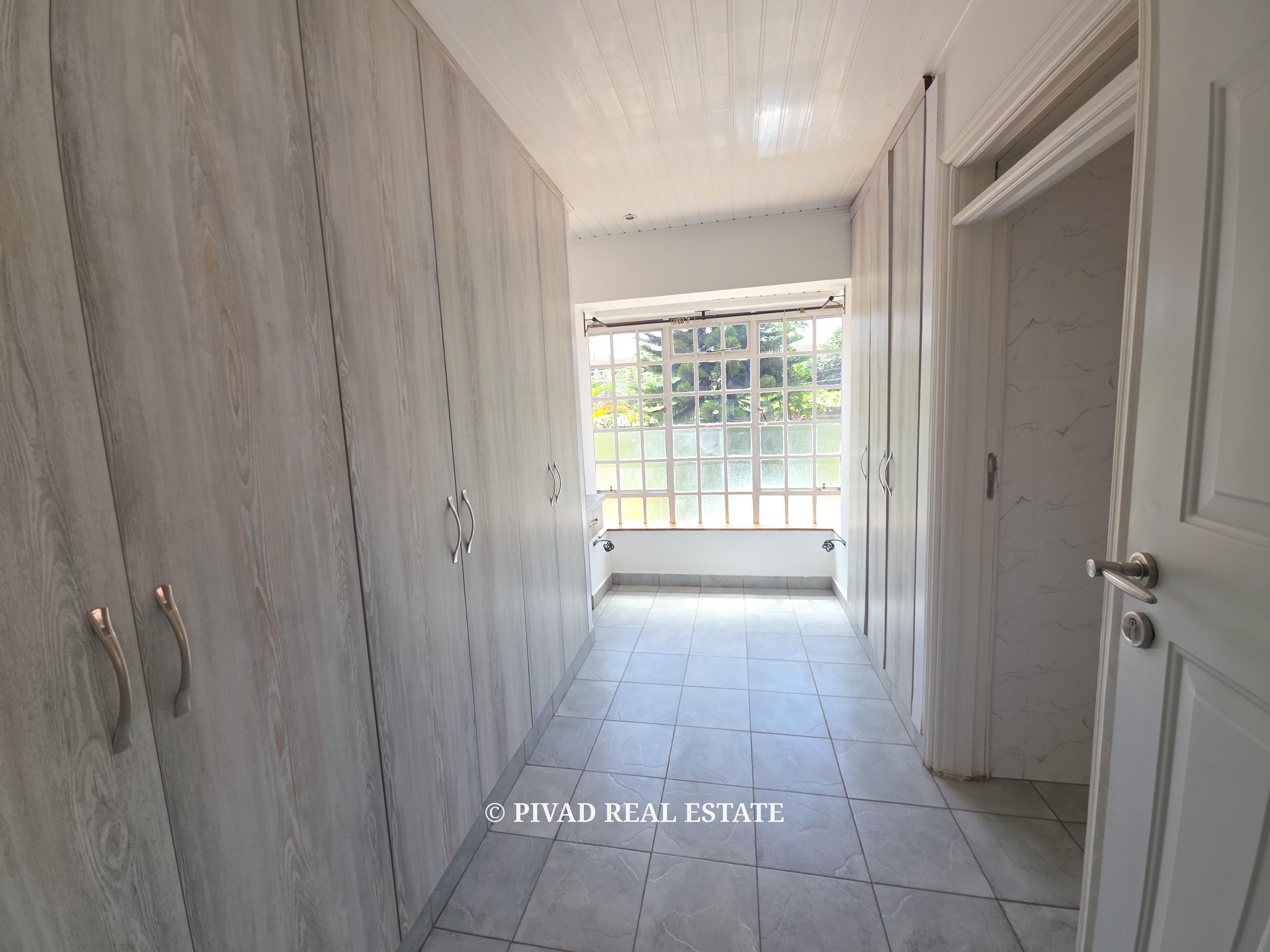 A homely 4 Bedroom townhouse available for Rent in Gigiri, Runda