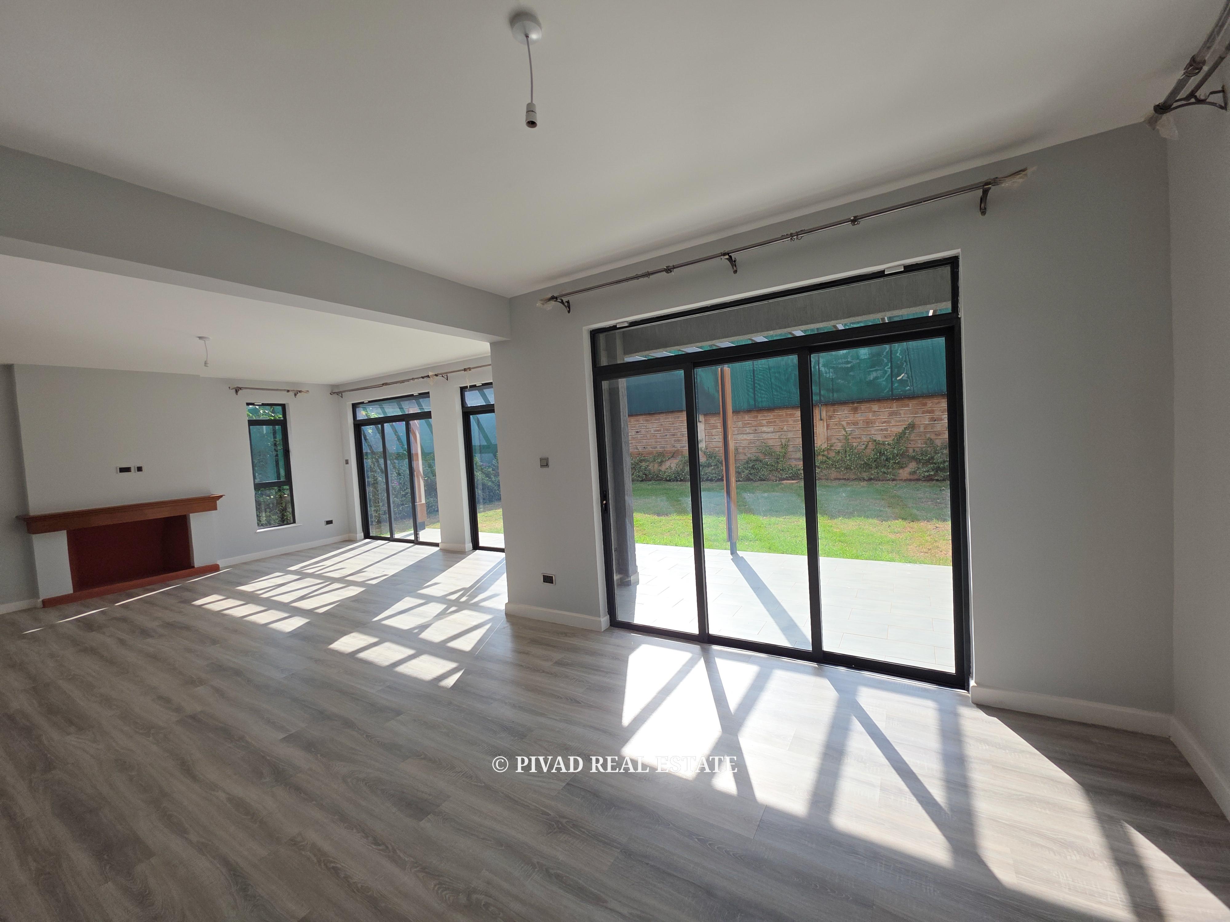 4 Bedroom townhouse Available for Sale in Fivestar Paradise, Runda