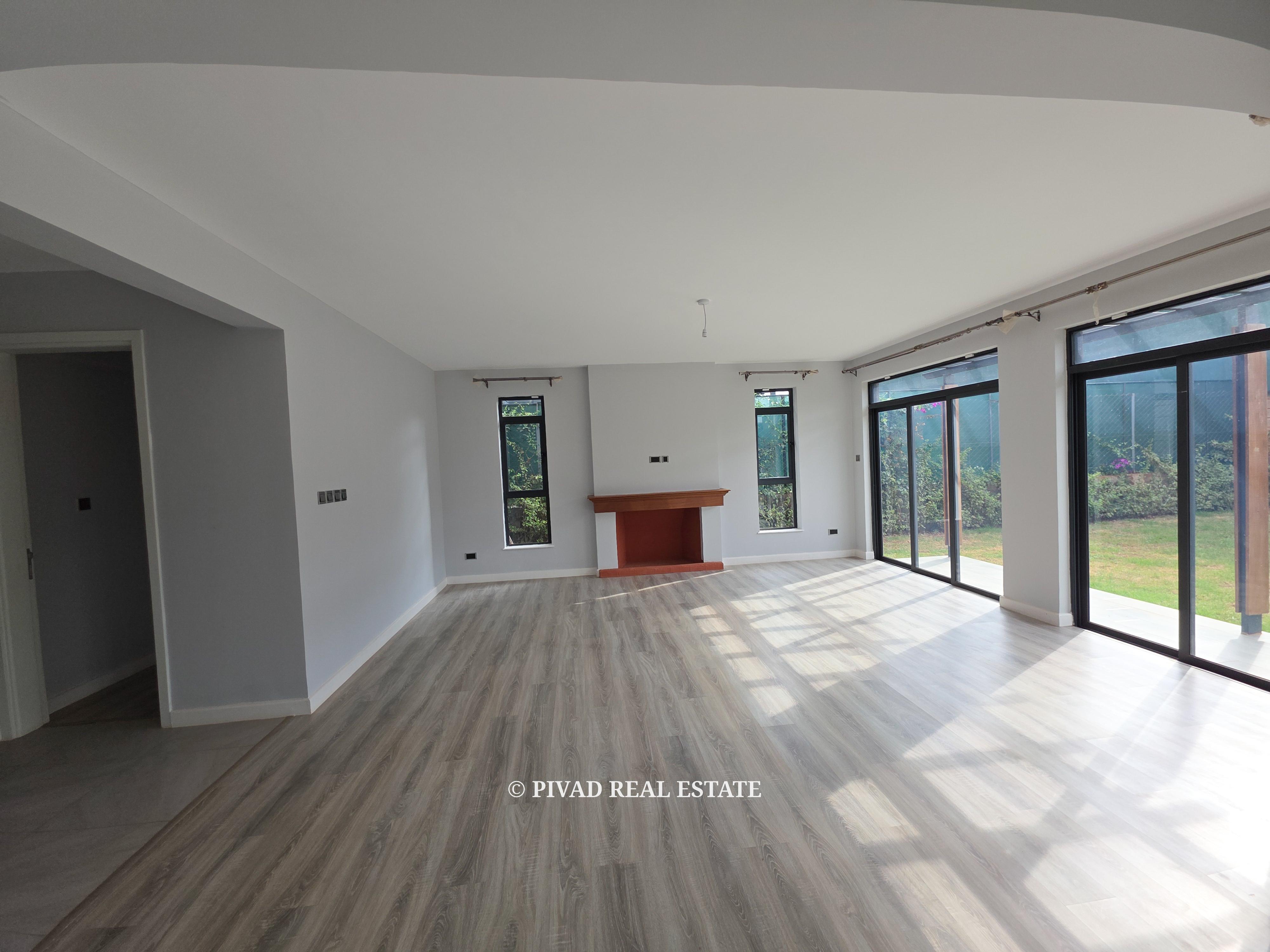 4 Bedroom townhouse Available for Sale in Fivestar Paradise, Runda