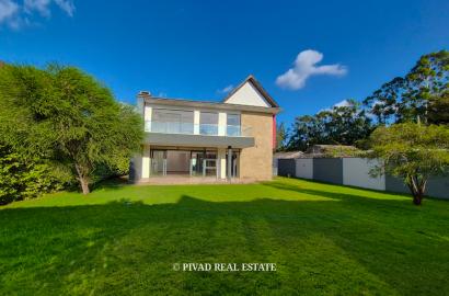 4 Bedroom Townhouse available for Sale in Sarabi Garden Estate