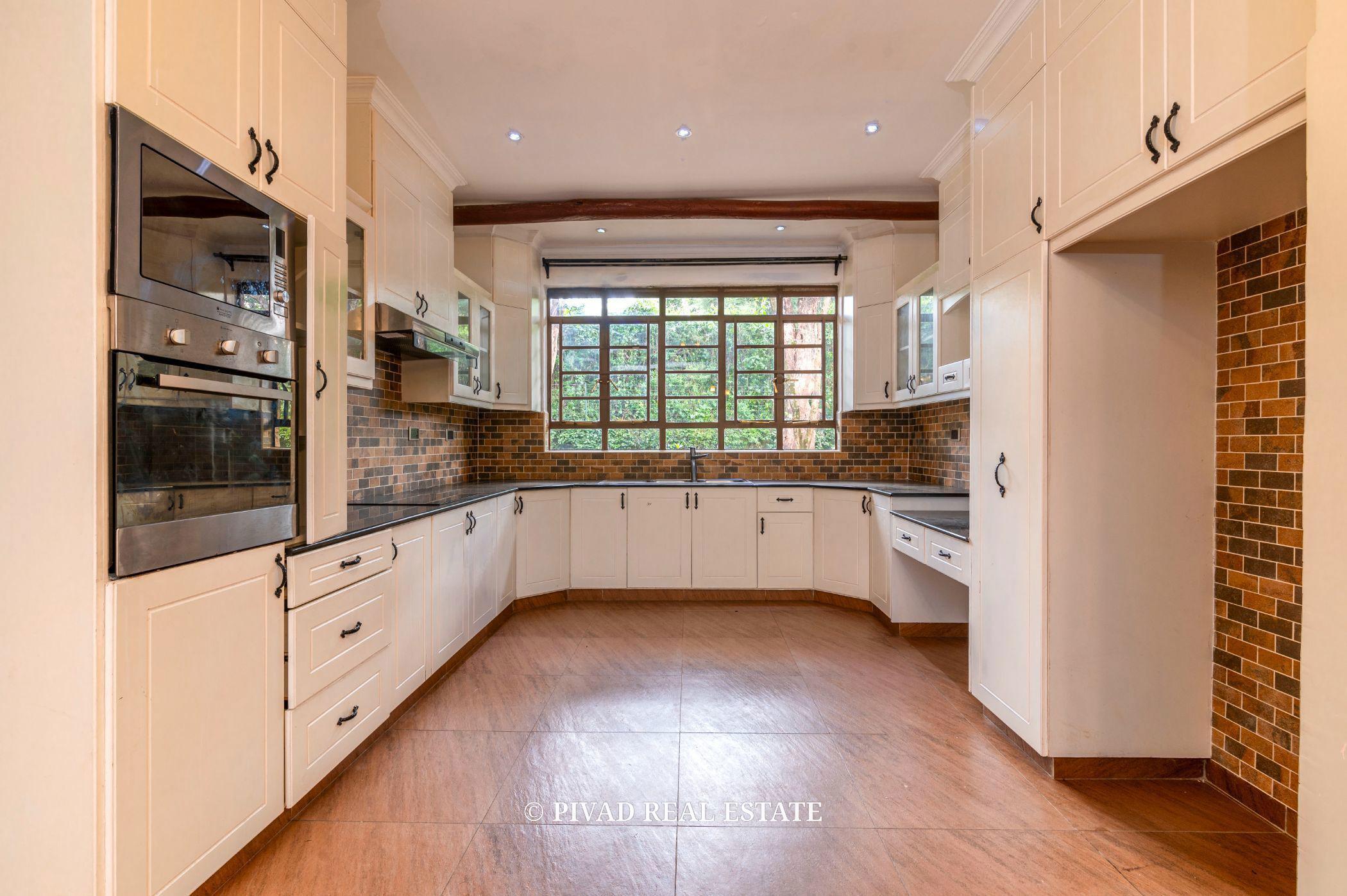 4 Bedroom house available for sale