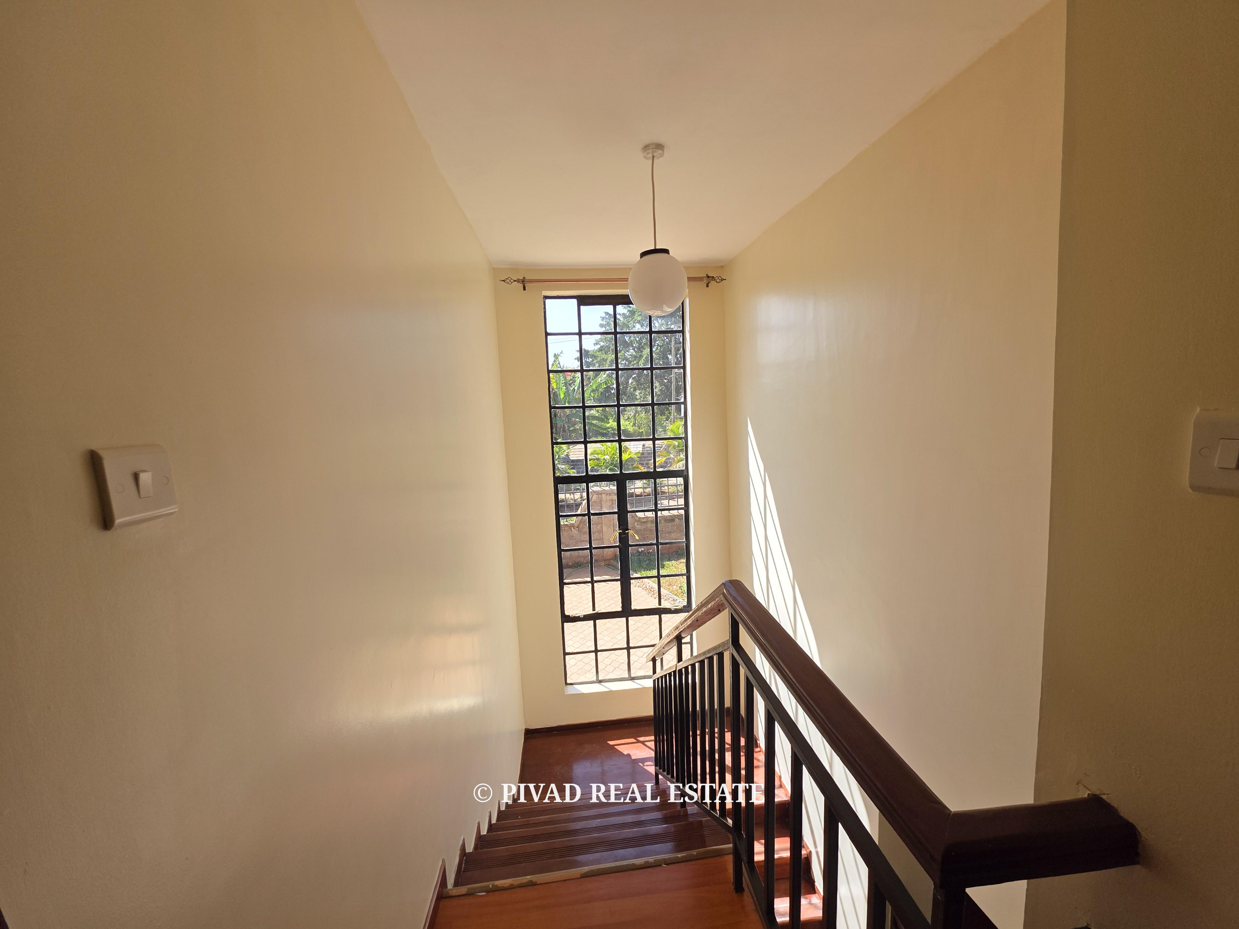 4 Bedroom Townhouse for Rent in Fourways Estate