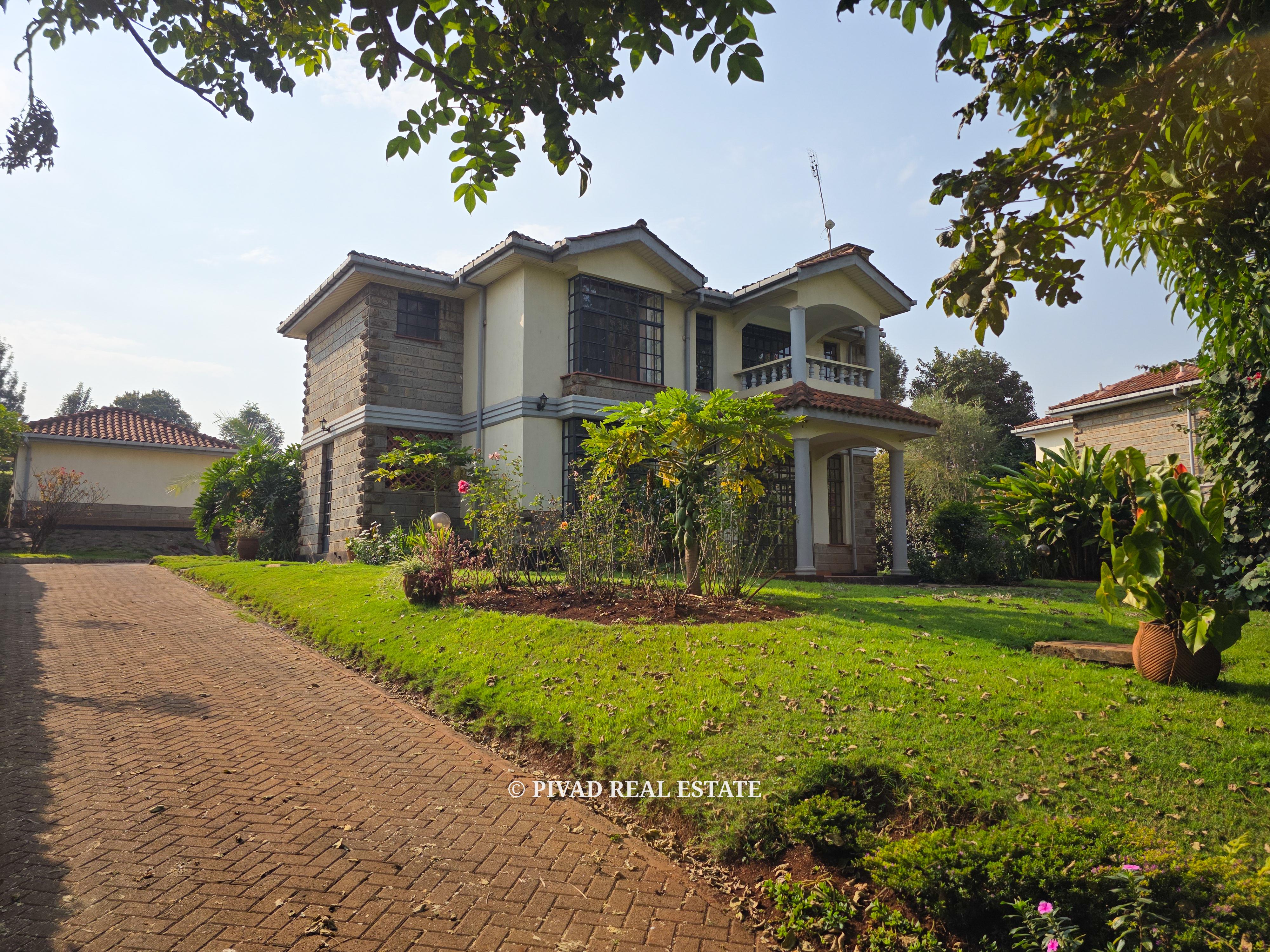 4 Bedroom House available for Sale in Rosslyn Estate