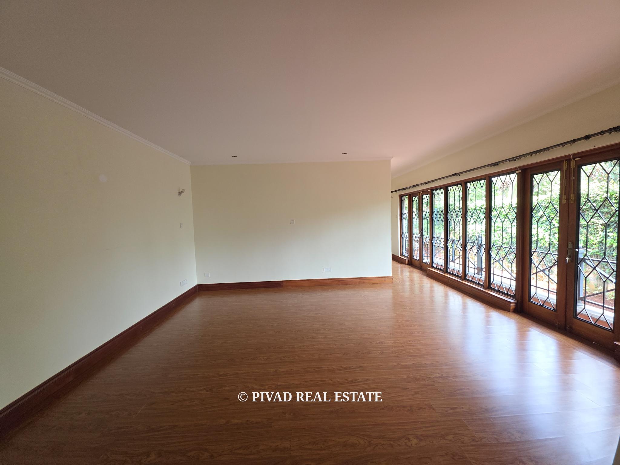 5 Bedroom House with Dsq for 2 Available For Rent in Gigiri