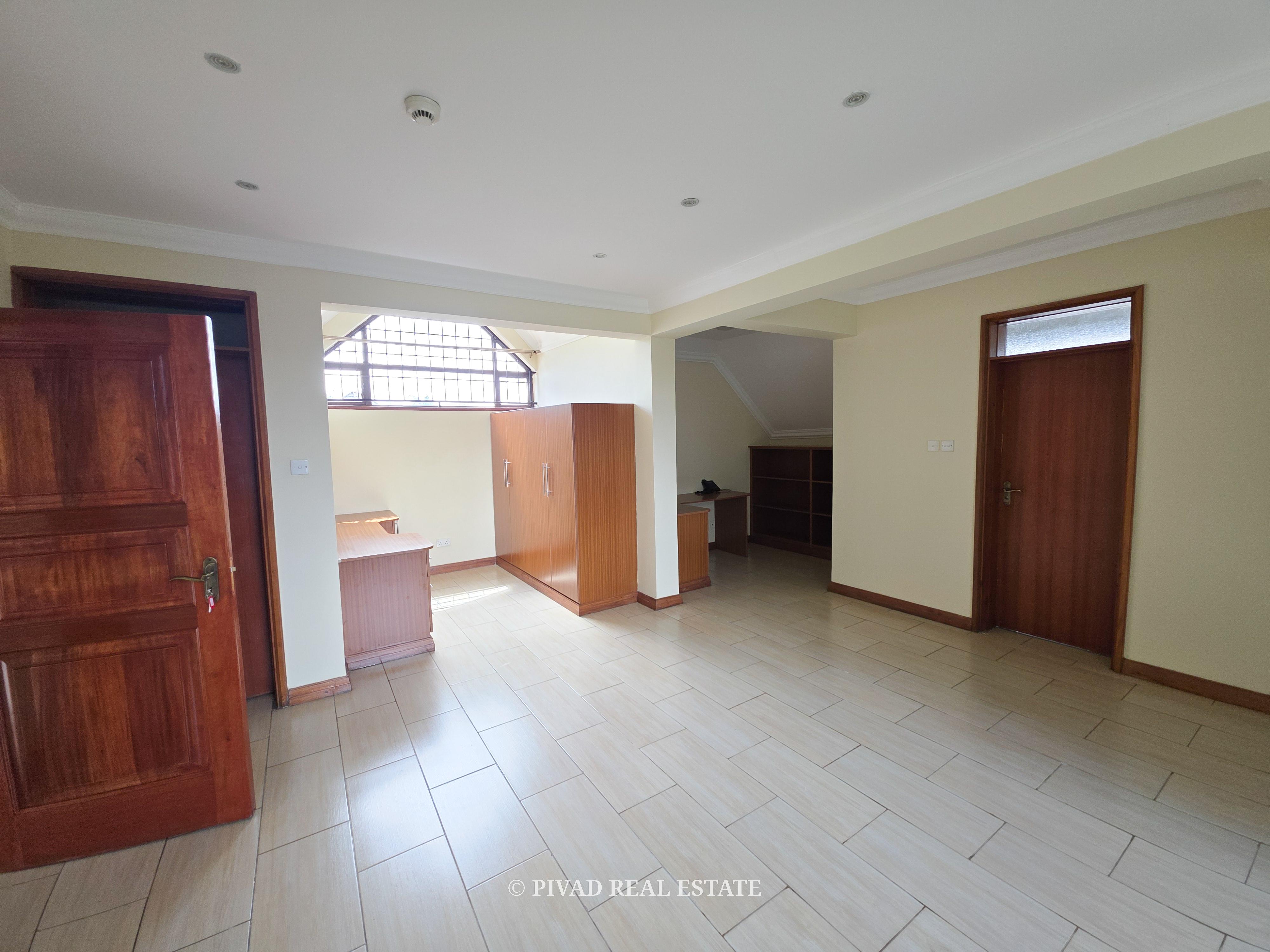 5 Bedroom House in a gated community available for rent