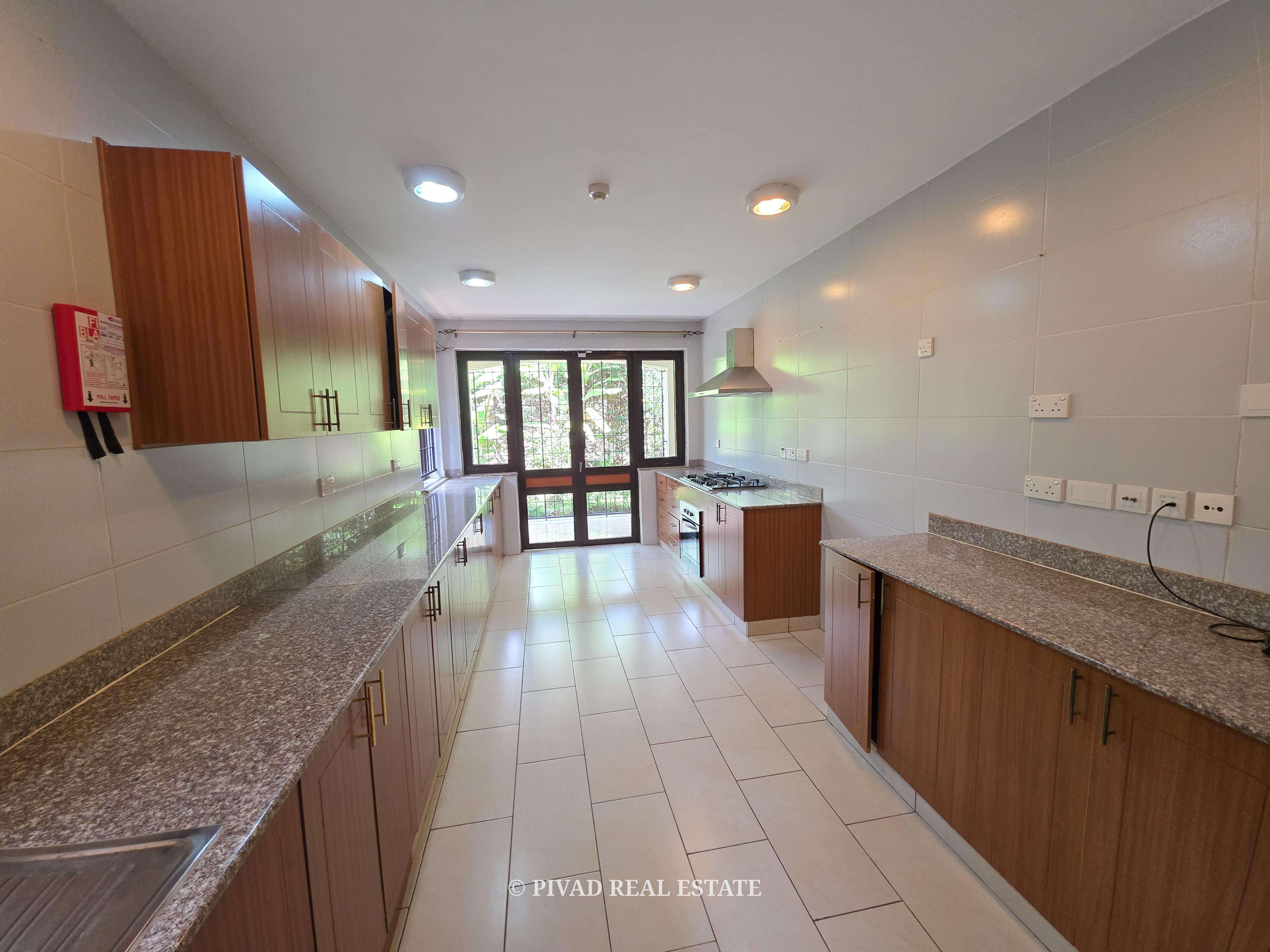 5 Bedroom House in a gated community available for rent