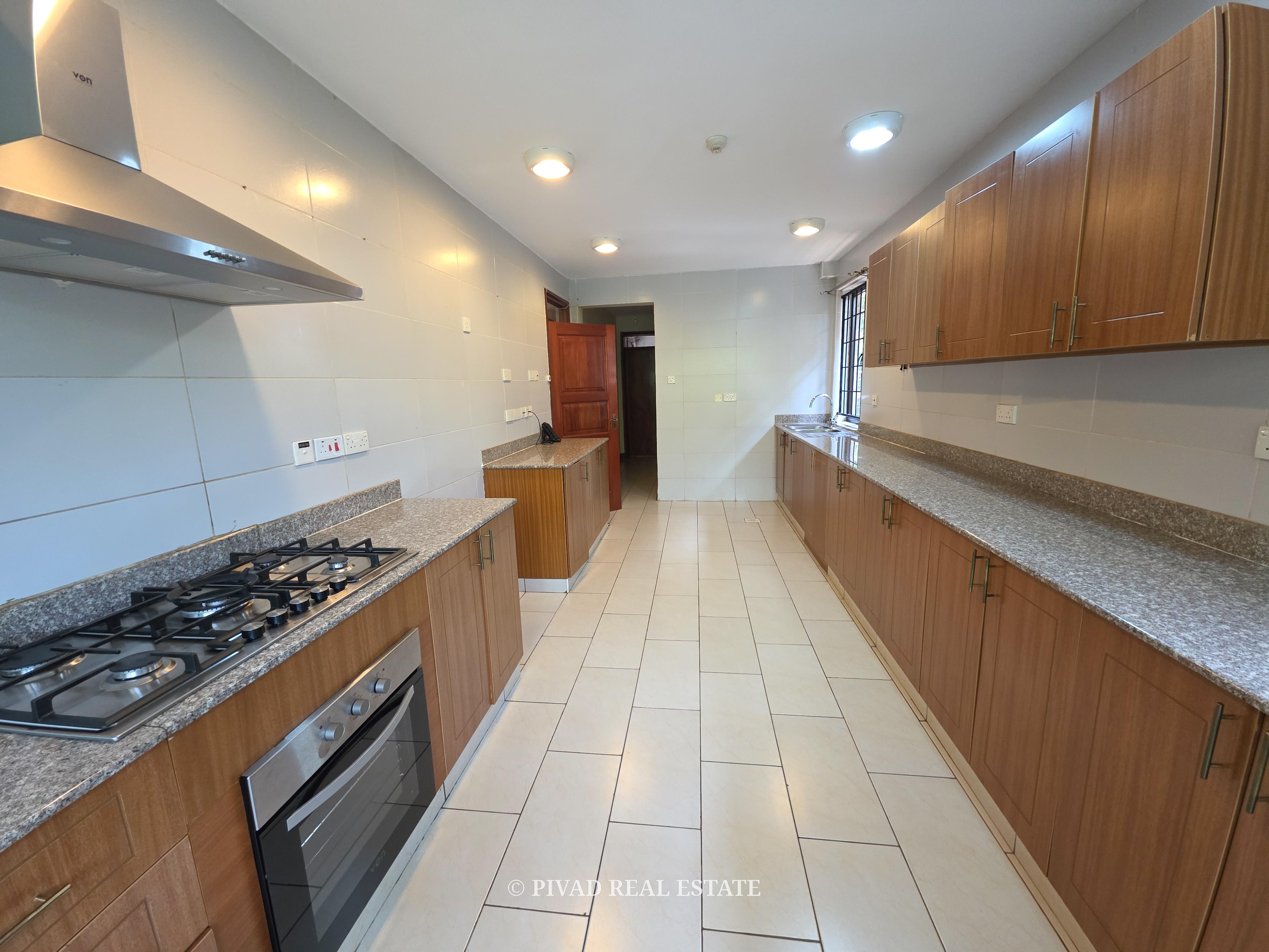 5 Bedroom House in a gated community available for rent