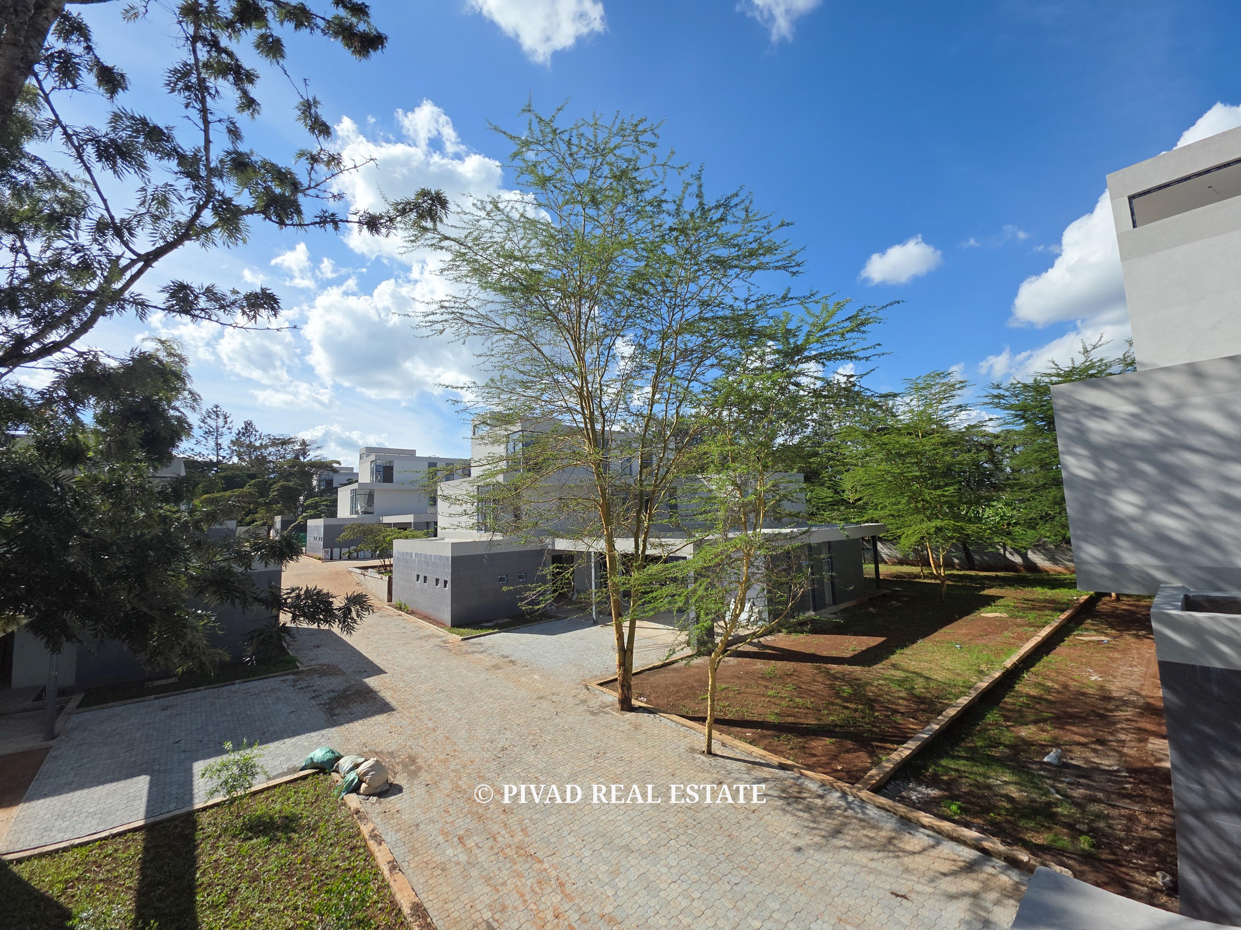 Modern 5 bedroom houses available for Sale in Karen Windyridge