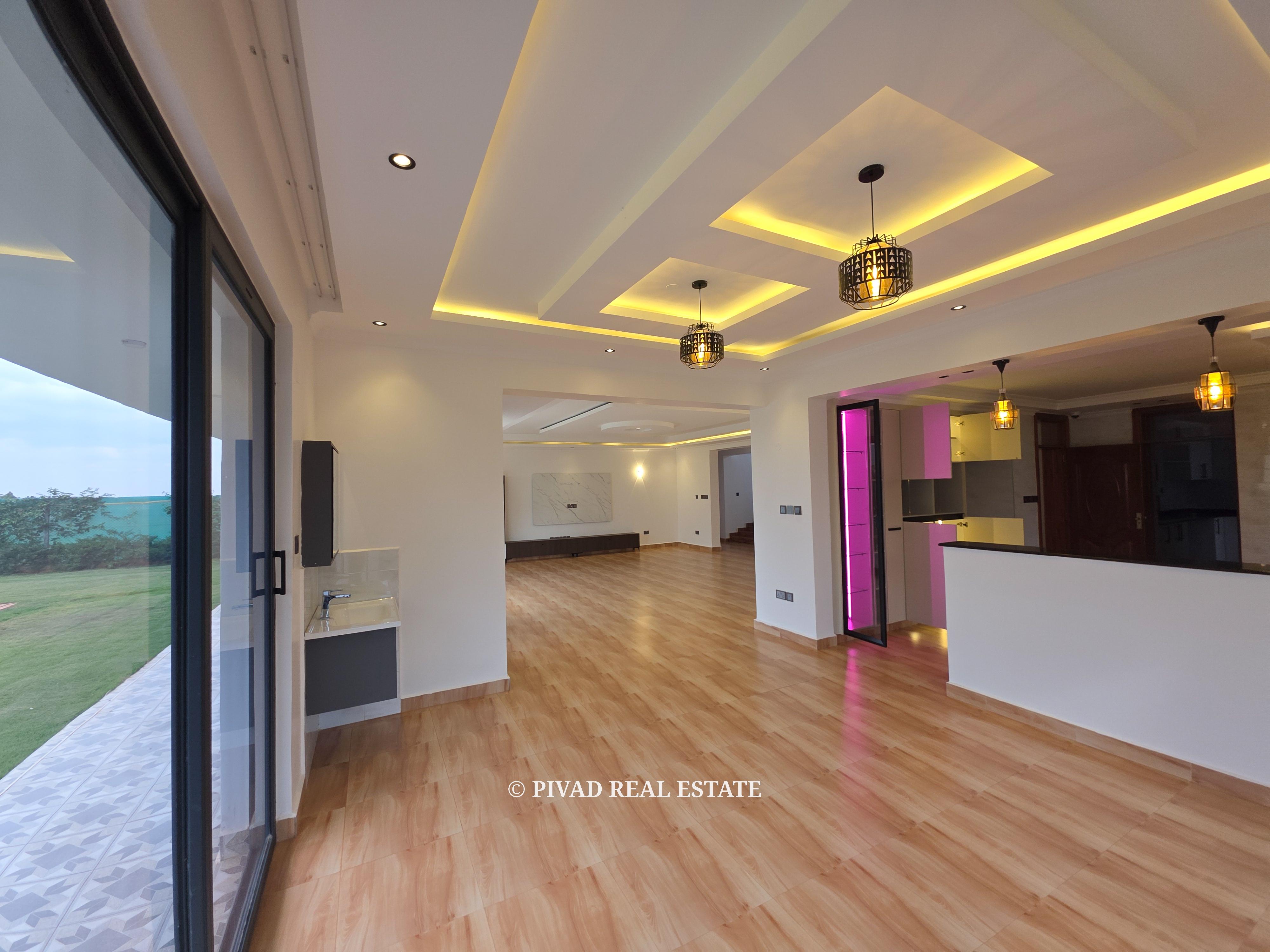 Newly built 5 Bedroom House available for Sale in Tatu City