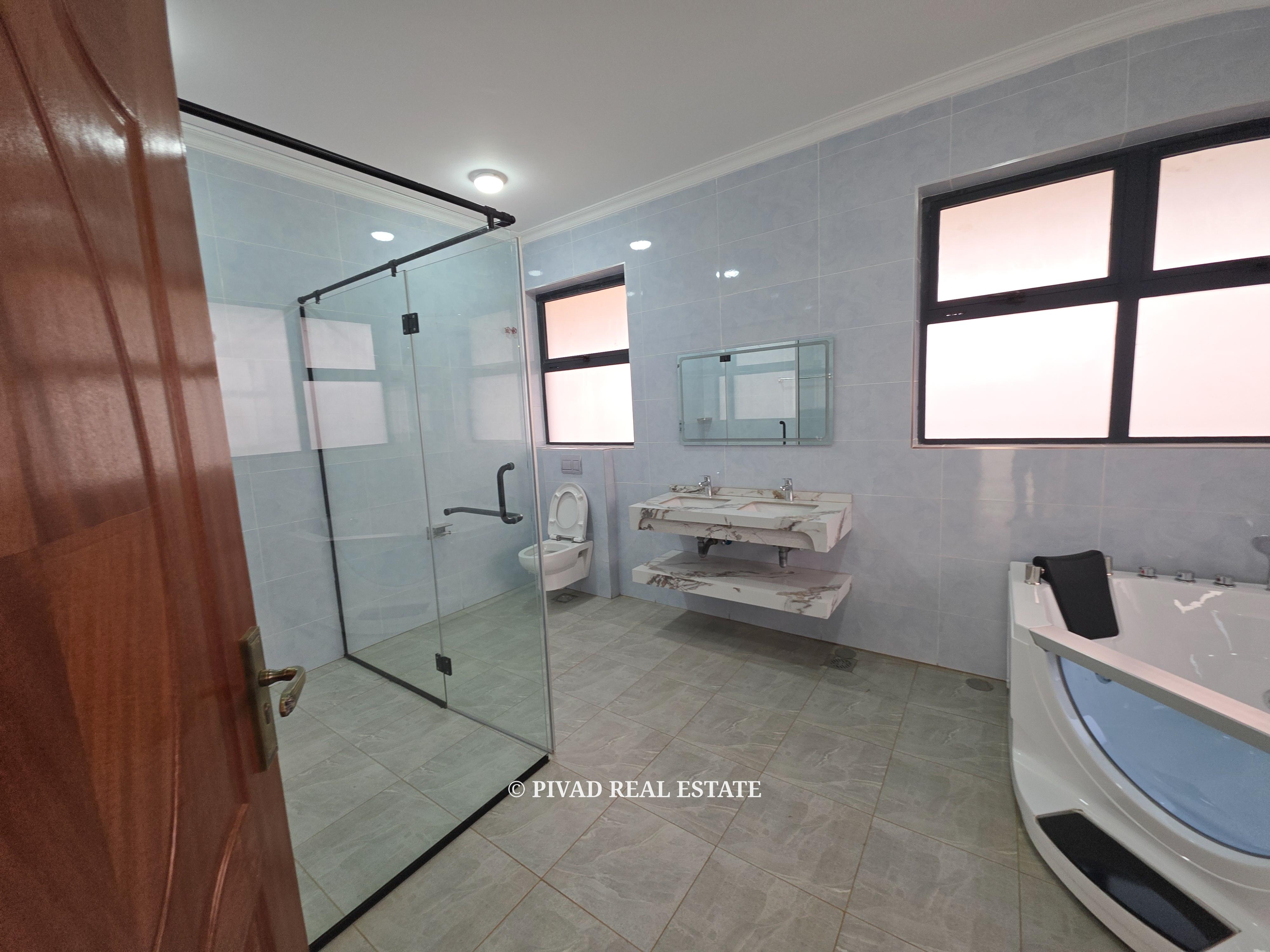 Newly built 5 Bedroom House available for Sale in Tatu City