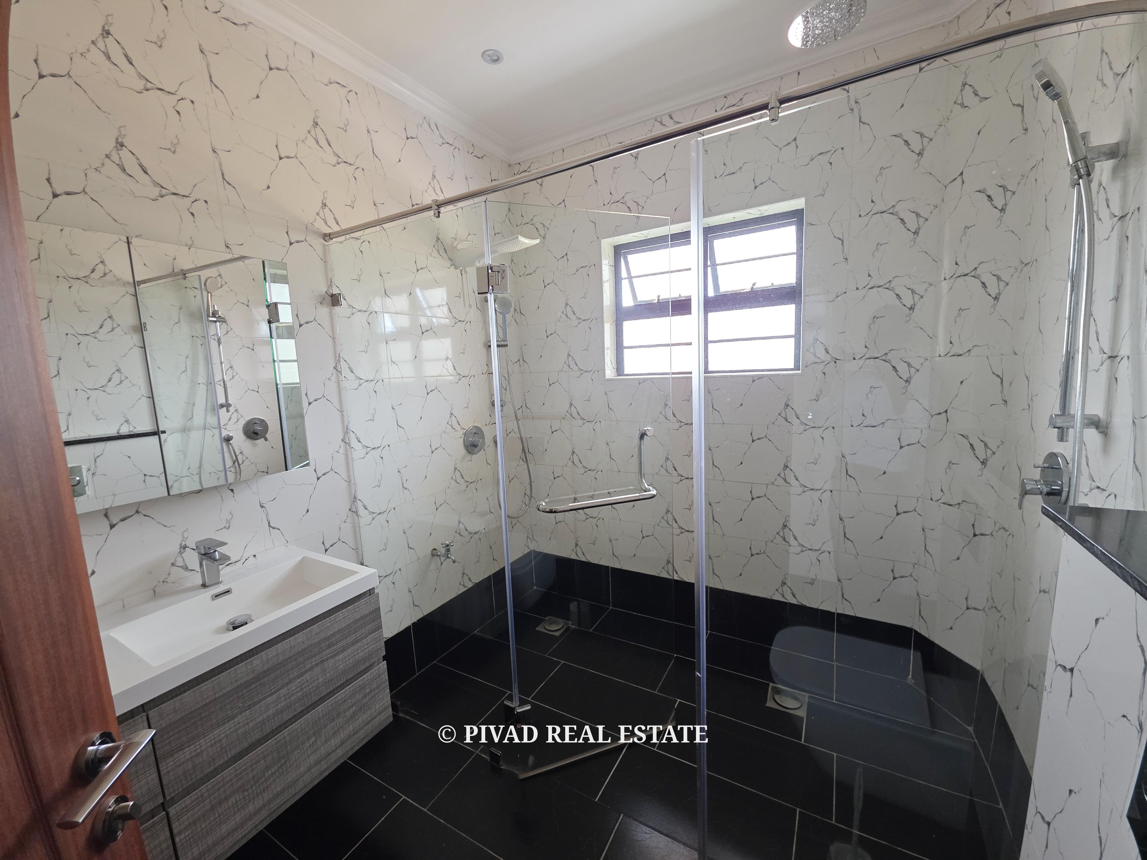 5 Bedroom house available for rent off Kiambu road