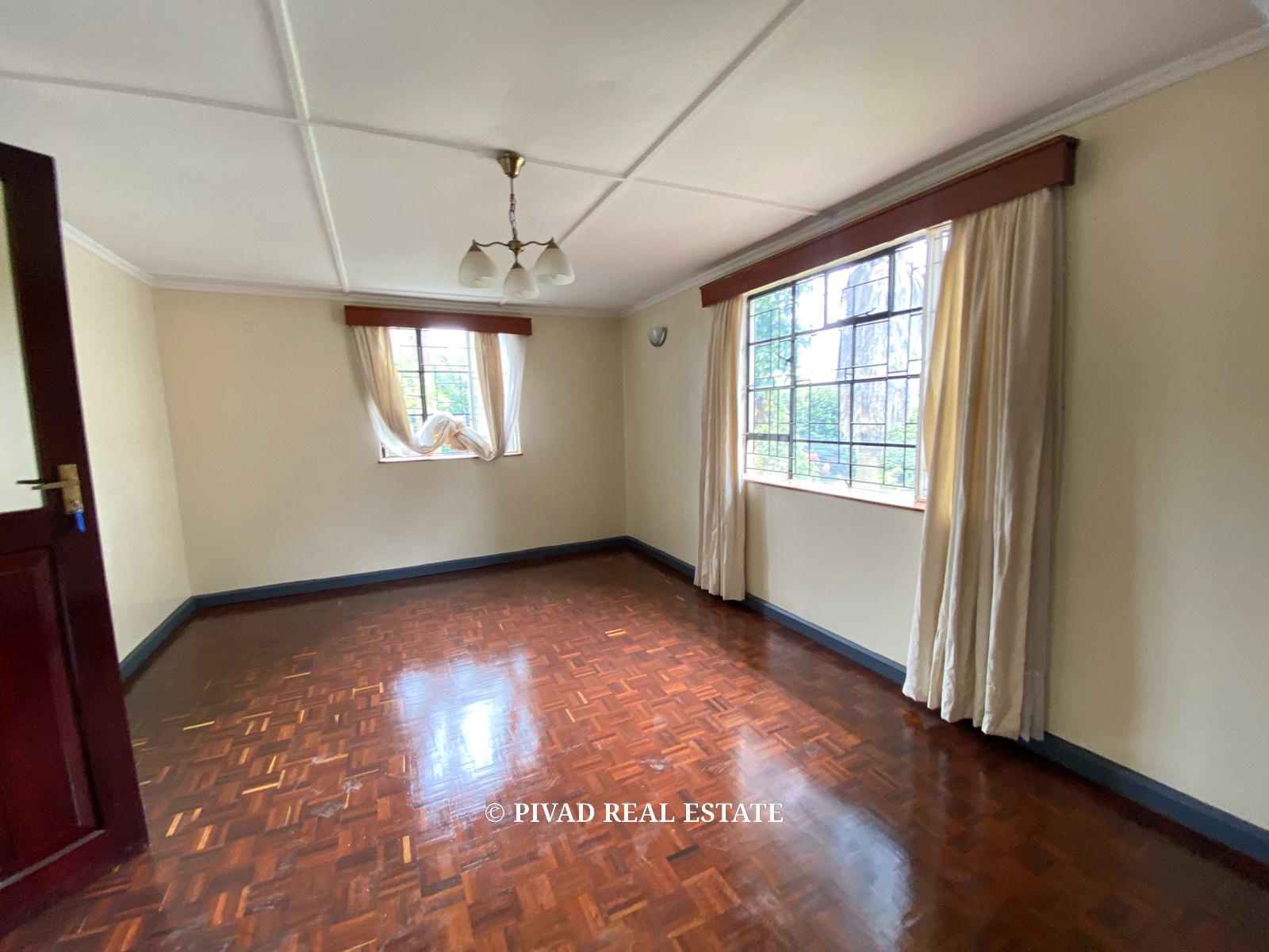 5 Bedroom House For Rent in Runda