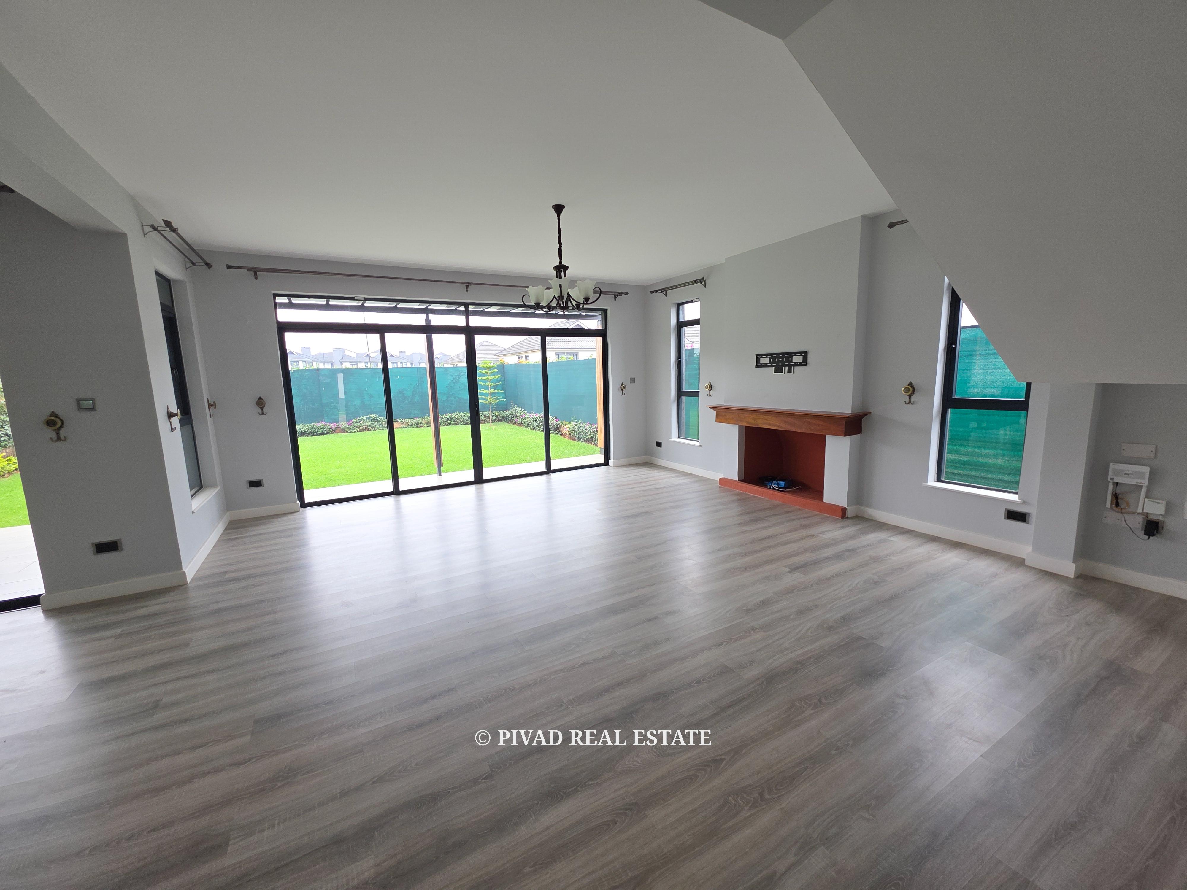 3 Bedroom Townhouse Available For Rent in Five Star Paradise estate