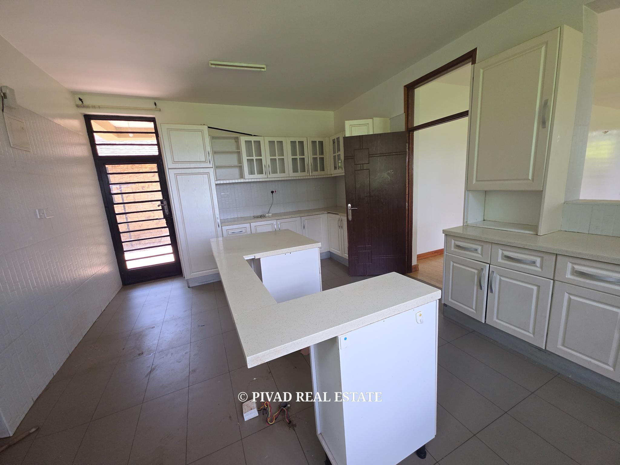 4 Bedroom House Available For Rent in New Runda, Off Kiambu Road