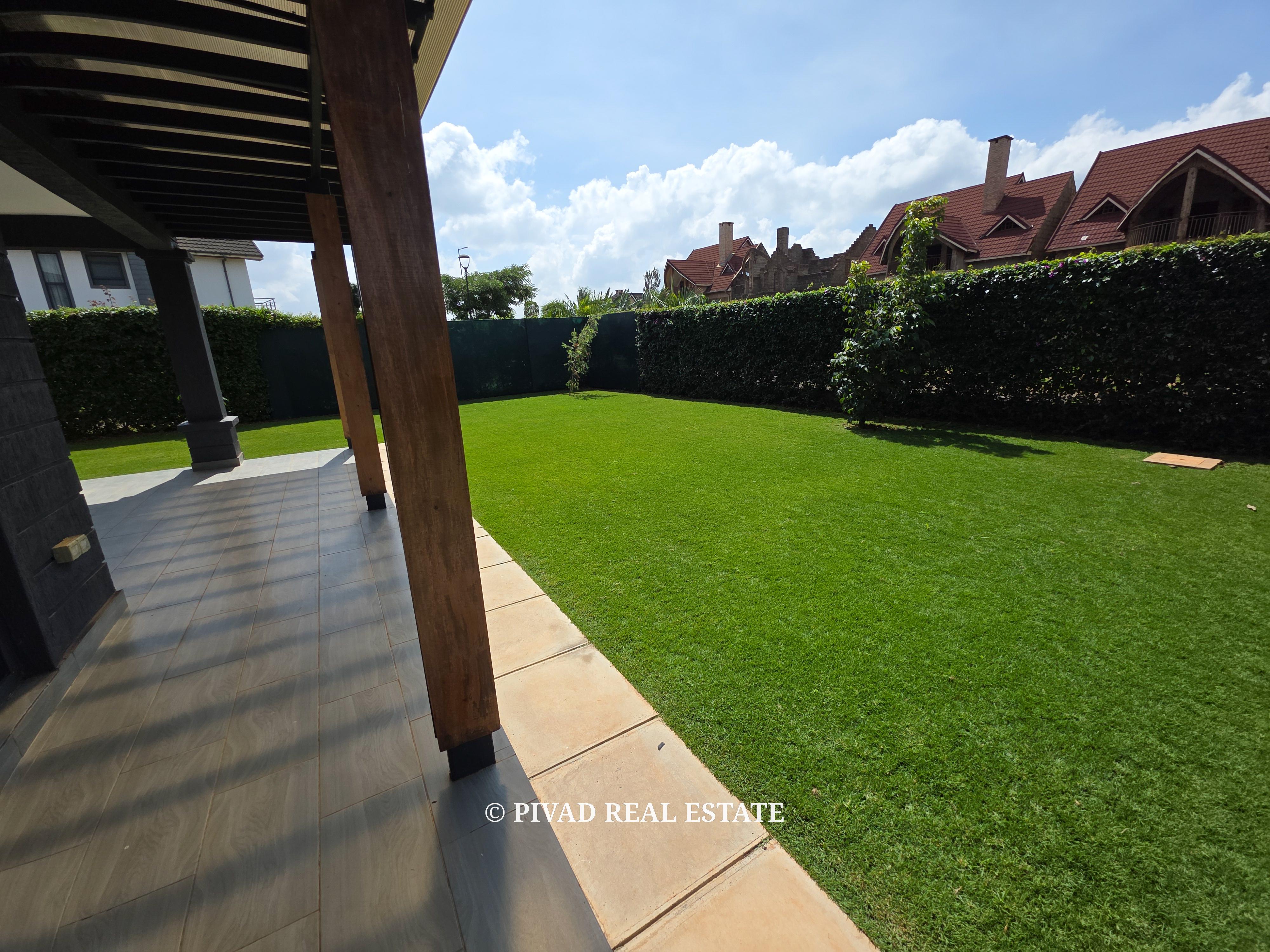 5 Bedroom house resale in Fivestar Paradise, Runda
