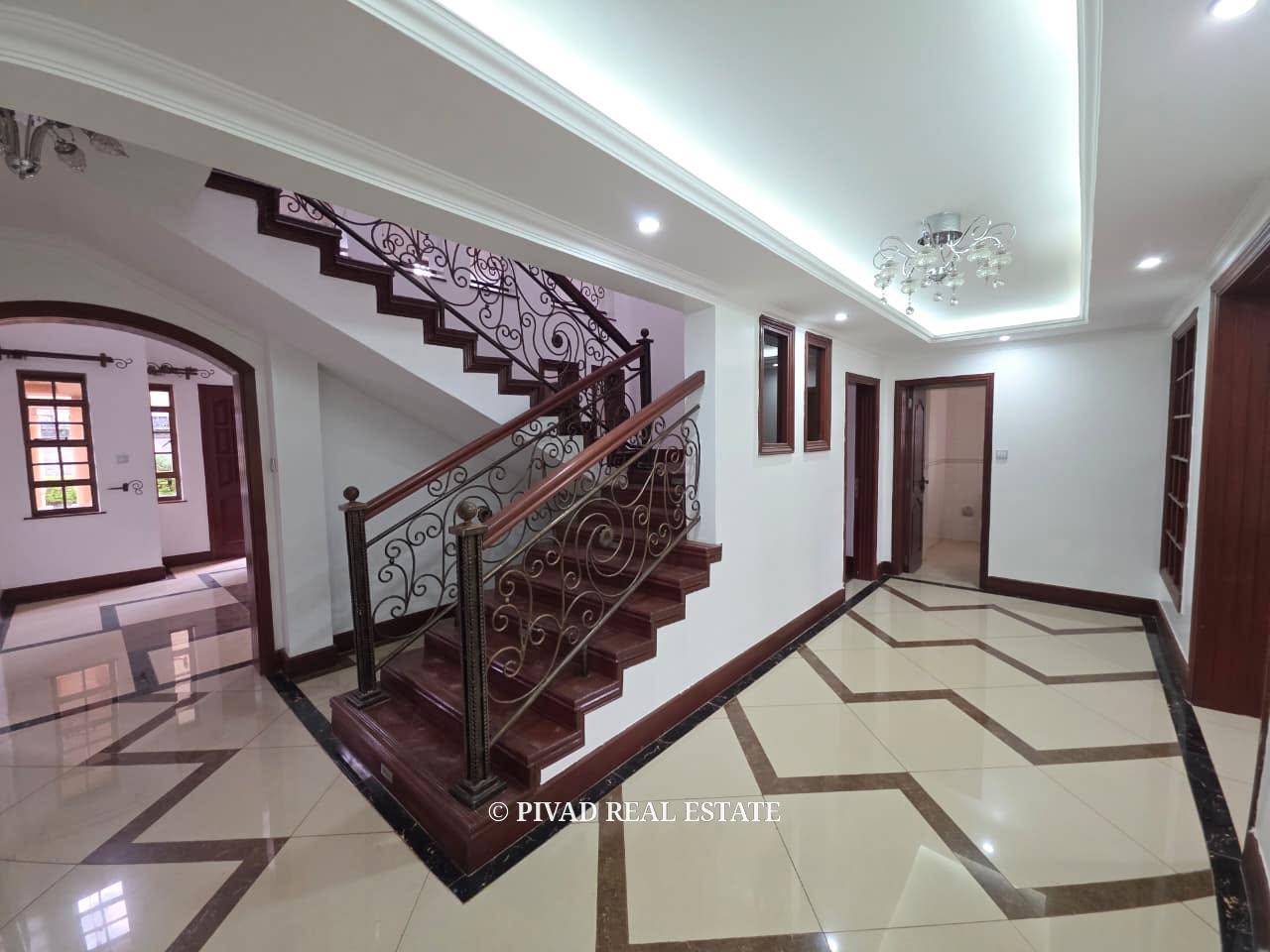 5 Bedroom House Available For Sale in Runda Eliud Mathu