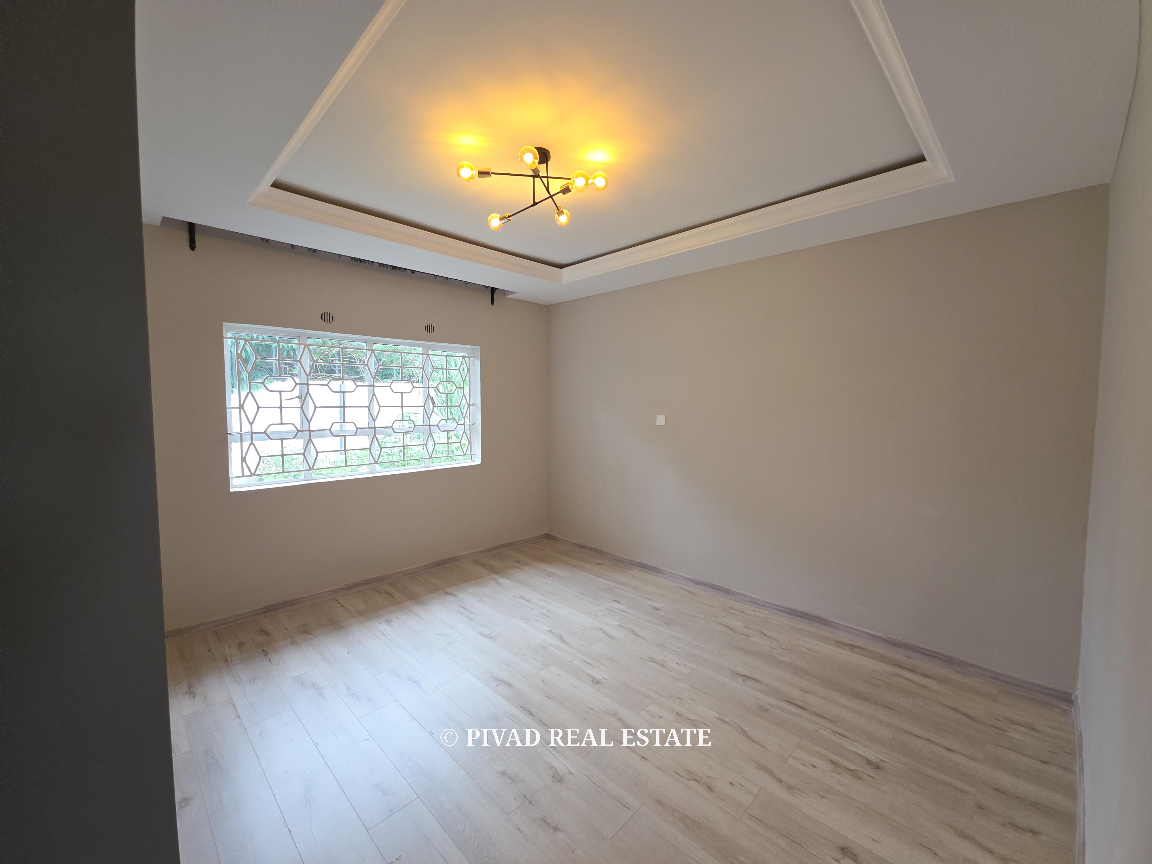 5 Bedroom House Available For Sale in Kahawa Sukari Sitting on Quarter an Acre Land