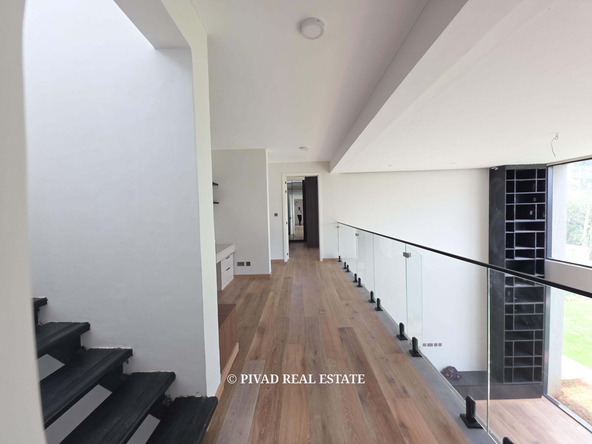 5 Bedroom House Available For Rent in Runda