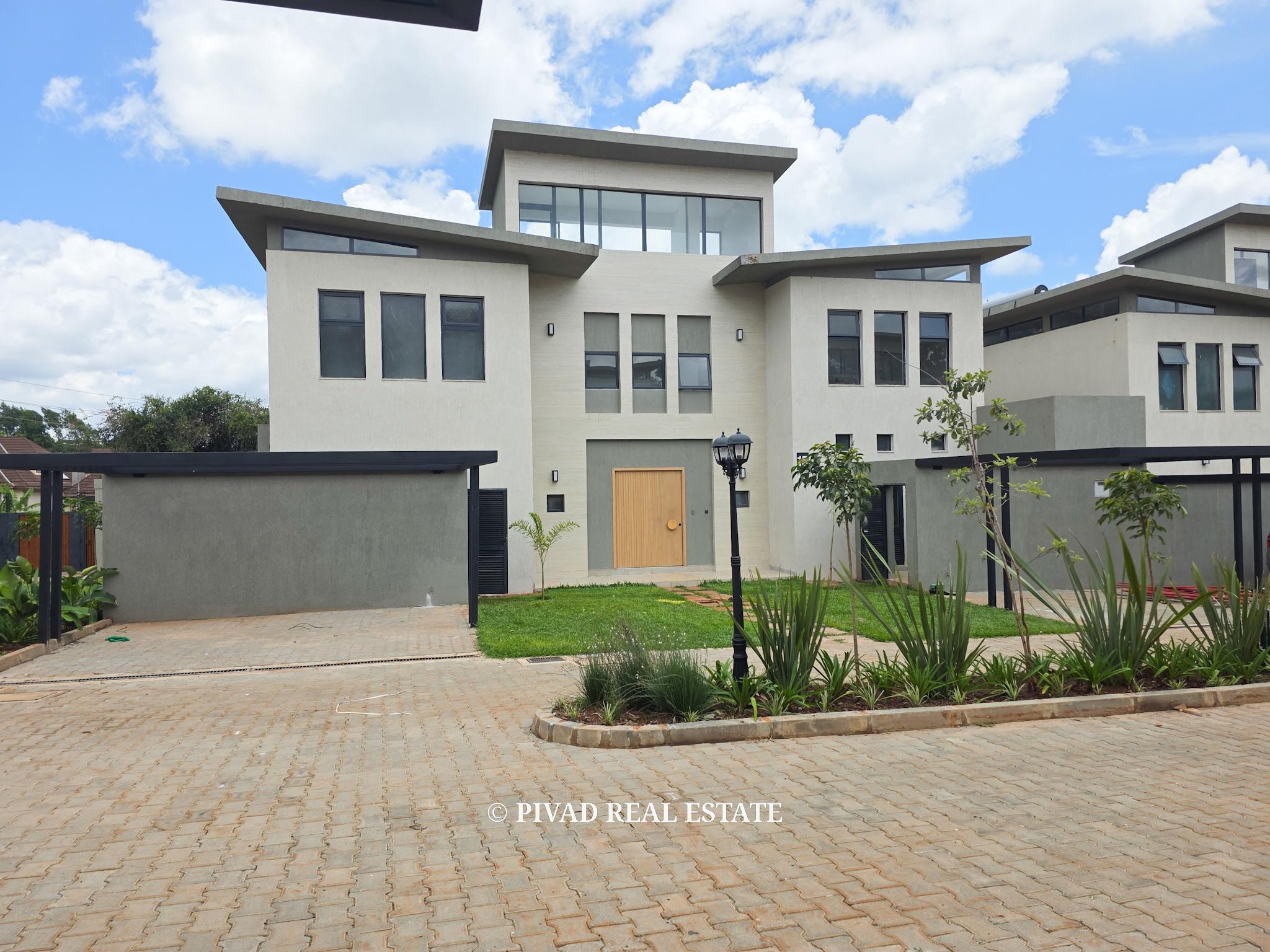 5 Bedroom House Available For Rent in Runda