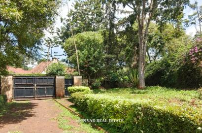 0.75 Acre Land Available For Sale in Old Kitisuru