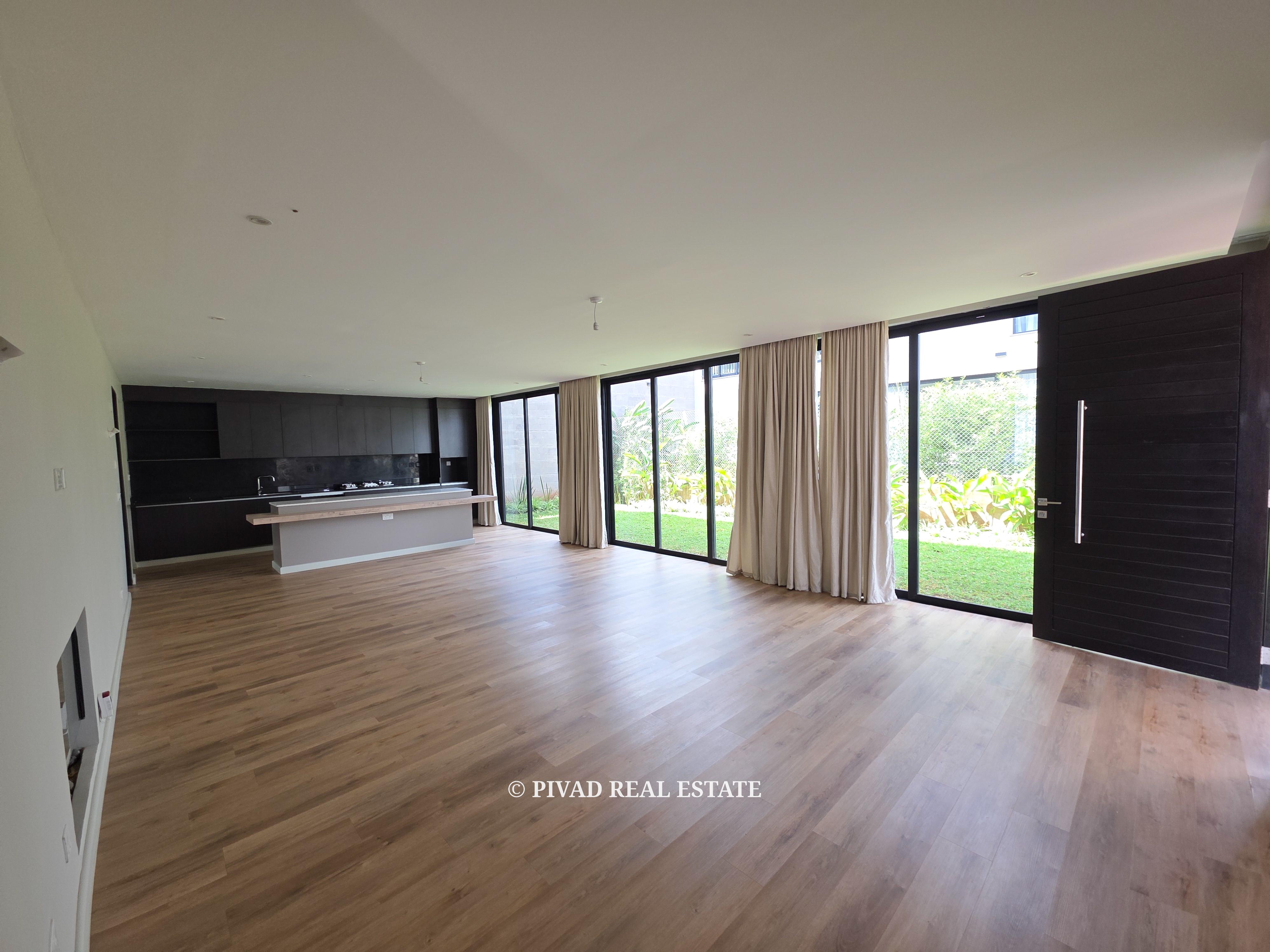 Modern 4 Bedroom Townhouse, 2 En-suite plus Dsq Available For Resale - Ineza Estate, Kiambu Road